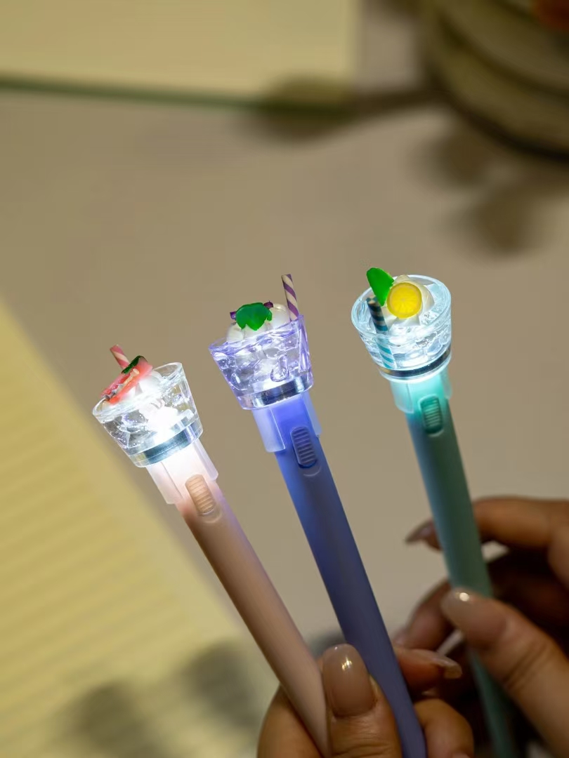 Fandouka Stationery Creative Ice Fruit Spin Fun Luminous Pen Spin Gel Pen Smooth and Easy to Write Factory wholesale creative stationery gel pen stationery details Picture