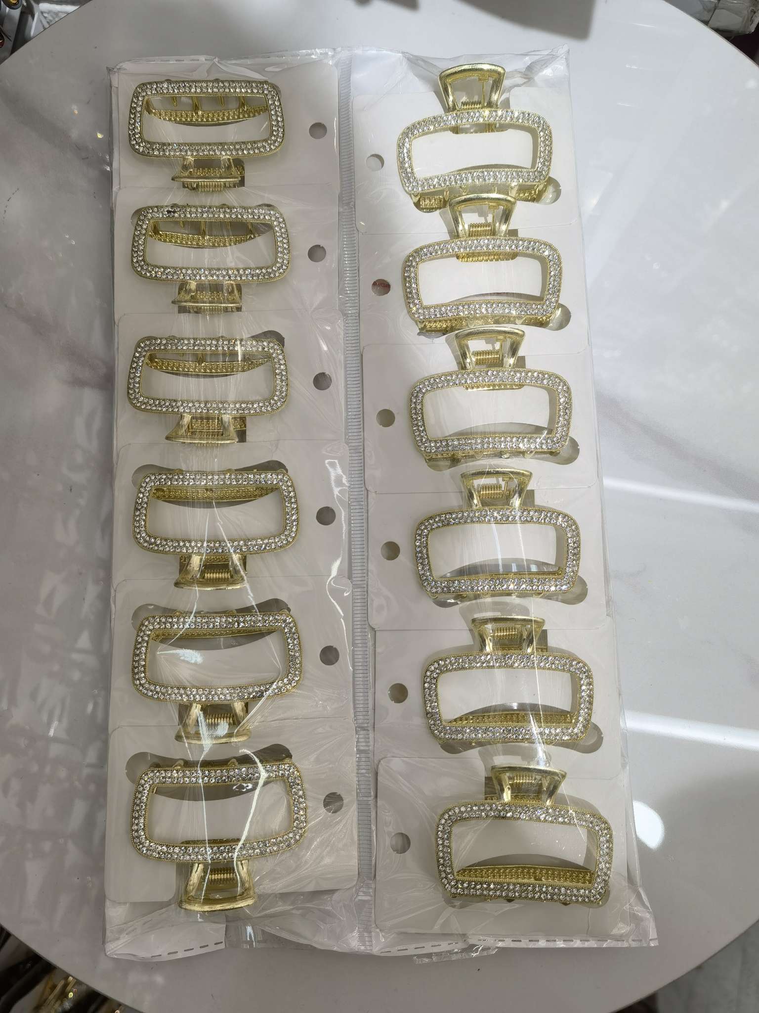 Alloy claw clamp