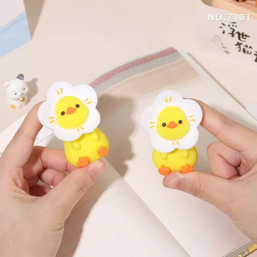 Fandouka Creative Spinning Duck Pencil Sharpener Office Pencil sharpener Cultural and Creative Student Supplies details Picture
