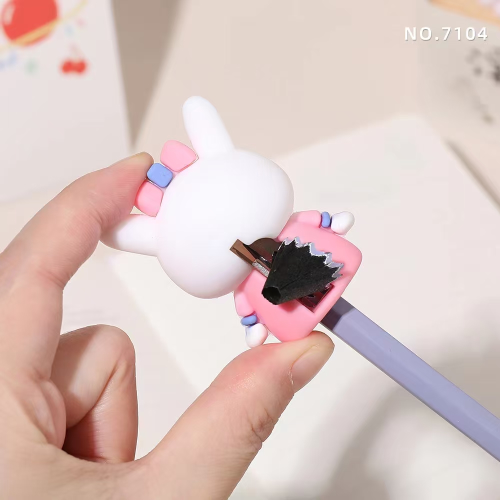 Fandouka Creative Rabbit Pencil Sharpener, office pencil sharpener, cultural and creative student supplies Item Picture