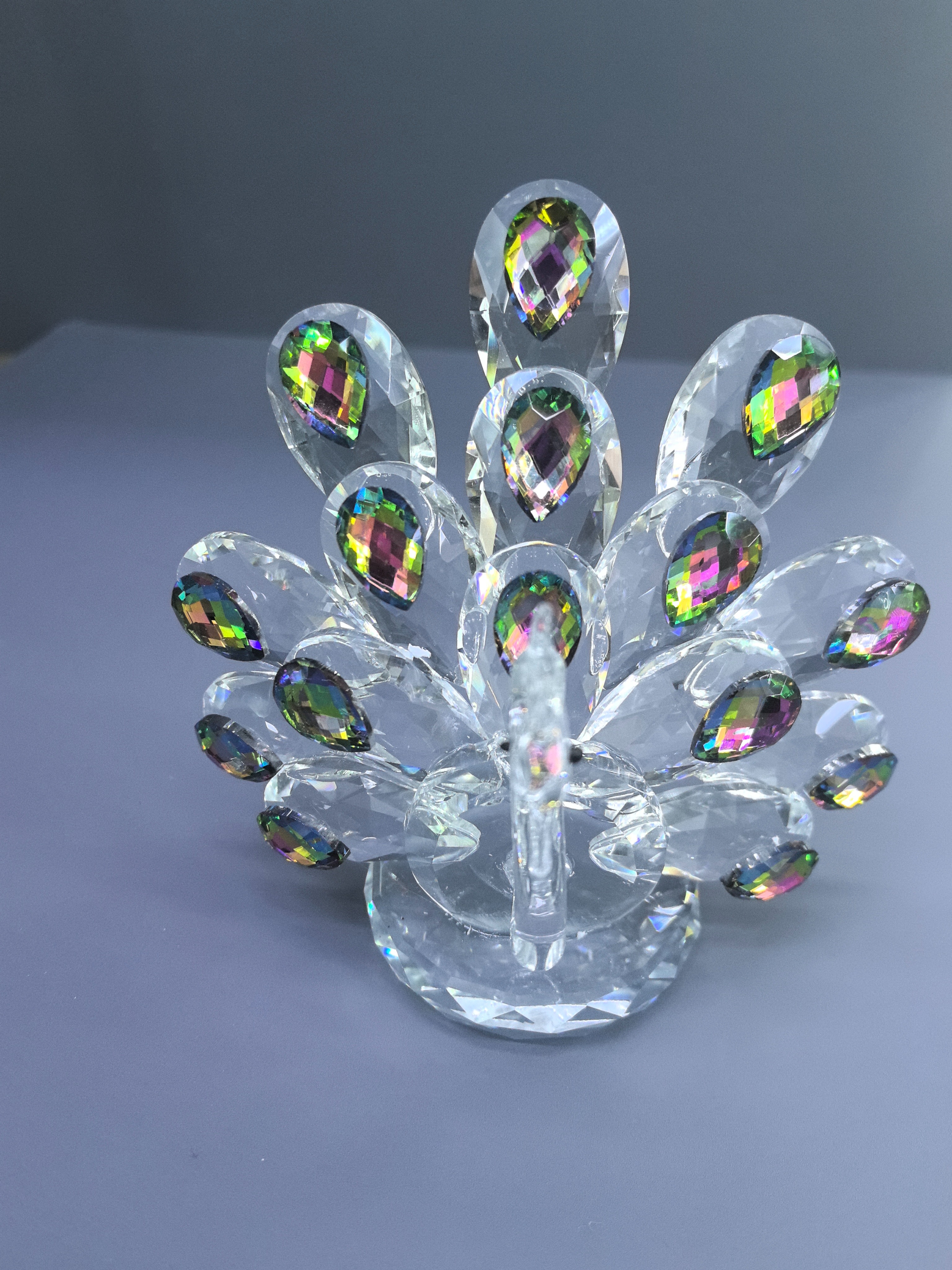 Bixing Craft furniture and ornaments, decorative crystal peacocks