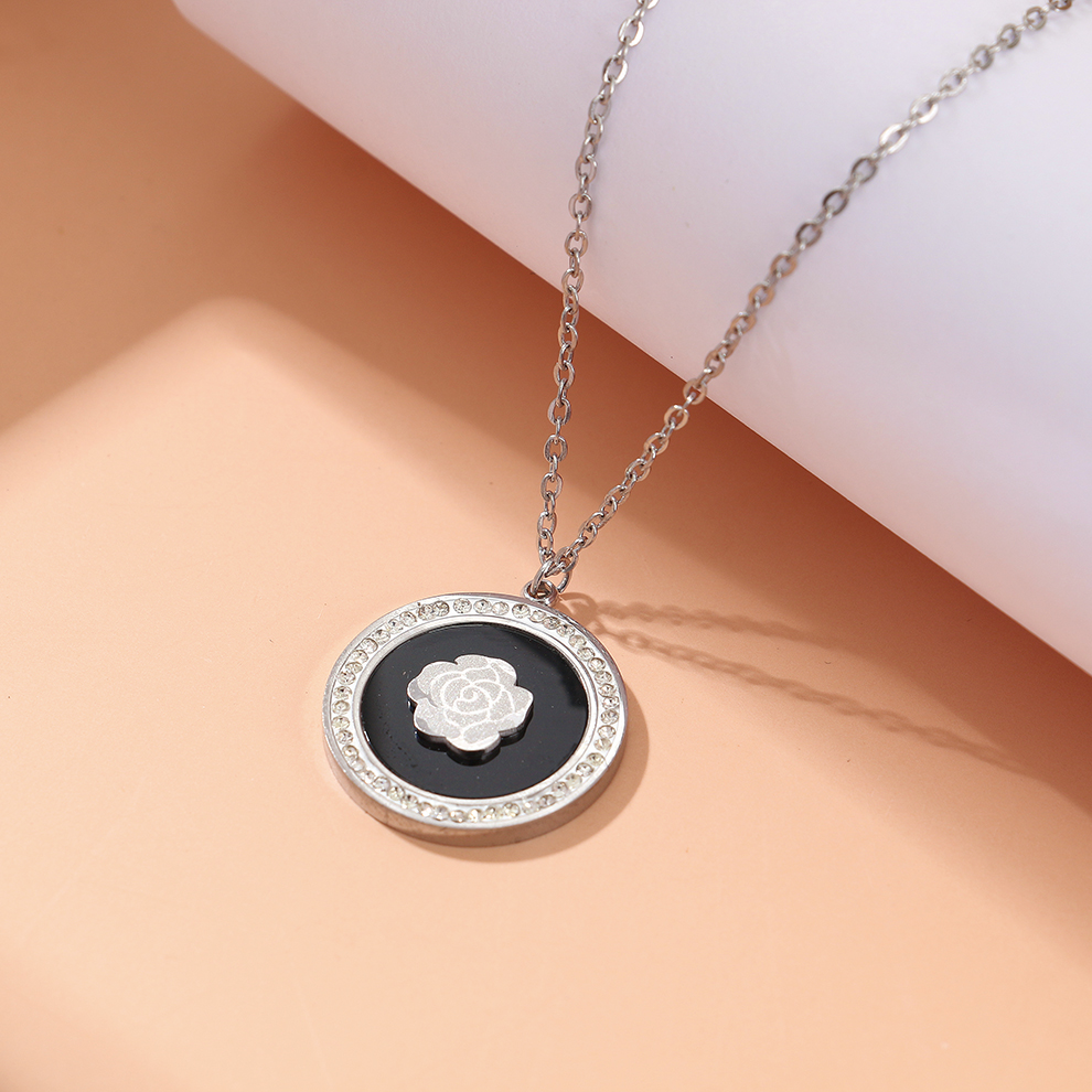 新款钛钢项链女简约时尚玫瑰个性奢华热卖银色女锁骨链饰品细节图
