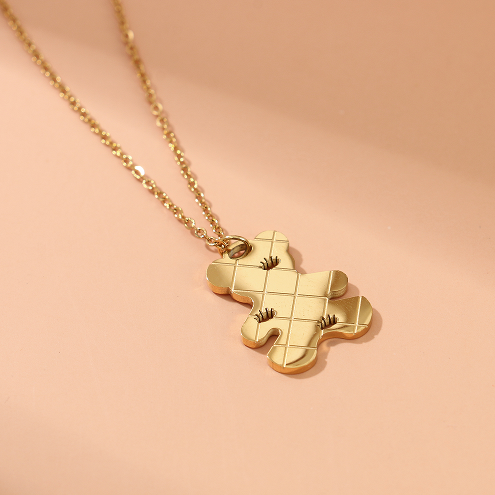 新款轻奢时尚钛钢小熊吊坠高级感锁骨链男女个性百搭不锈钢项链产品图