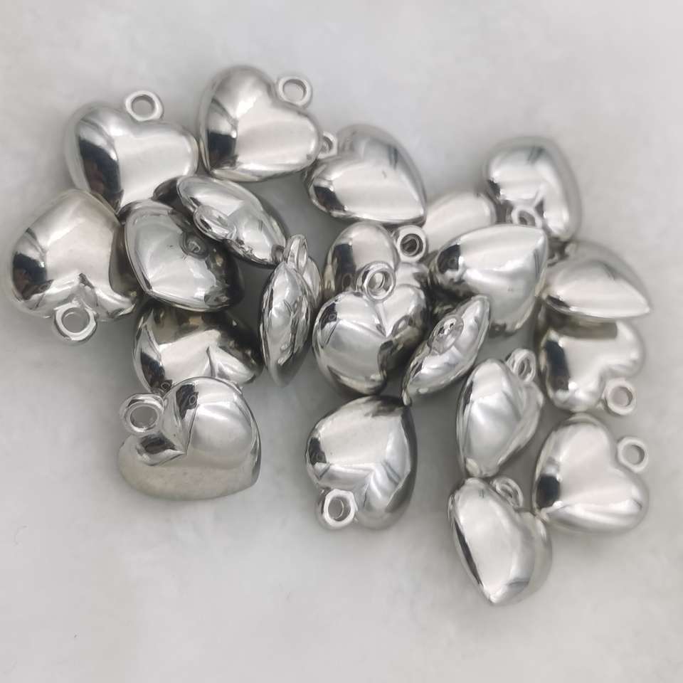 diy jewelry accessories: White K smooth three-dimensional heart-shaped necklace pendant, plastic material heart-shaped accessory detail image 2