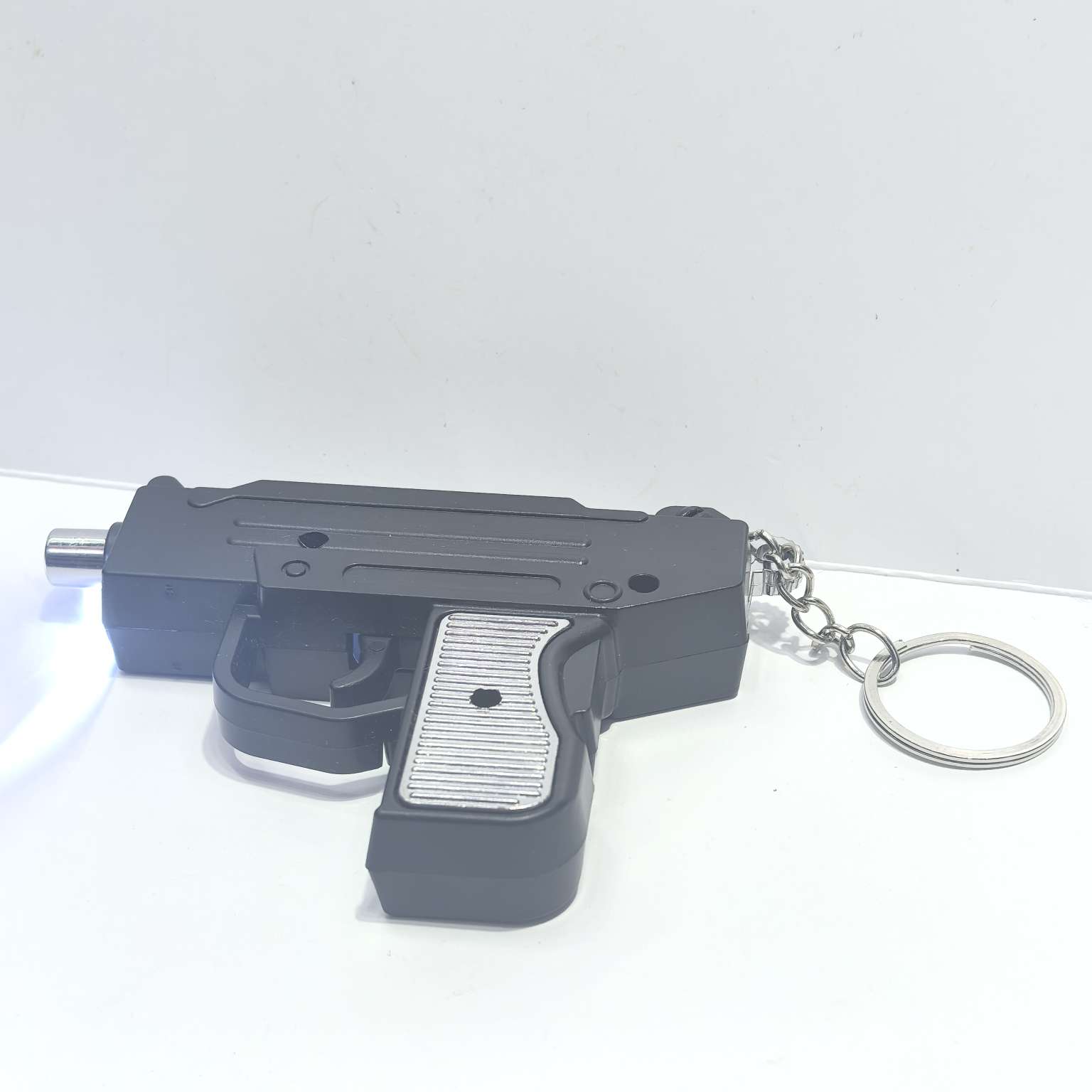 科教益智玩具，带激光红点，带灯光塑料玩具型挂钥匙扣详情图6