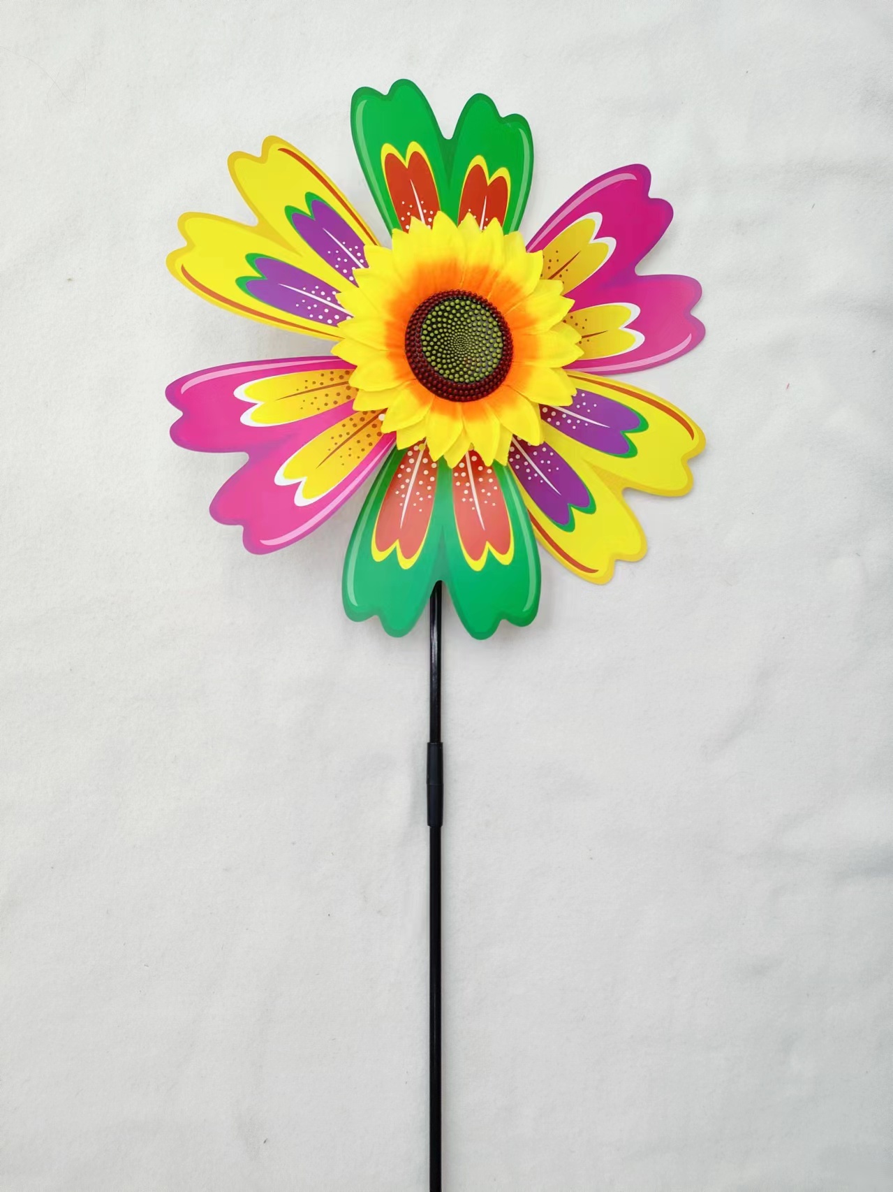 Sunflower Windmill Kindergarten Decorative Windmill wechat Business Ground Promotion Small Gifts Traditional Nostalgic Toys Happy Childhood Windmill Memories Application Scenario