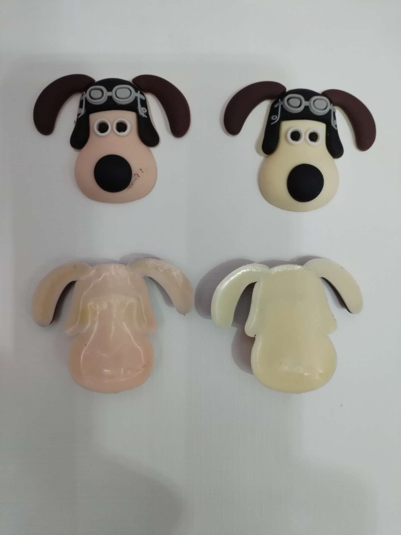 Cartoon PVC soft rubber eye dog accessories, phone case refrigerator patches, crocs buckle accessories, luggage patches. detail image 2