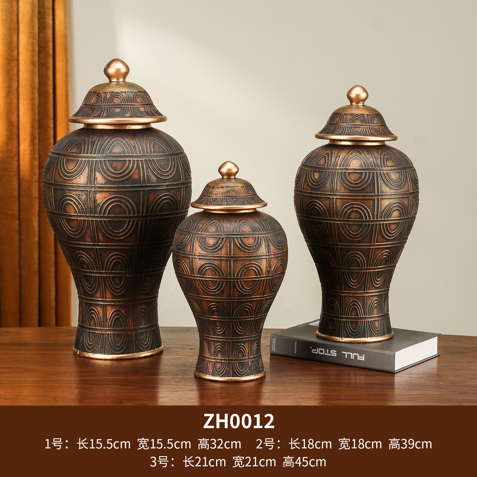 Blue and white porcelain + electroplated sugar jar, General jar, storage vase, antique ethnic characteristic ceramic vase and jar three-piece set Application Scenario