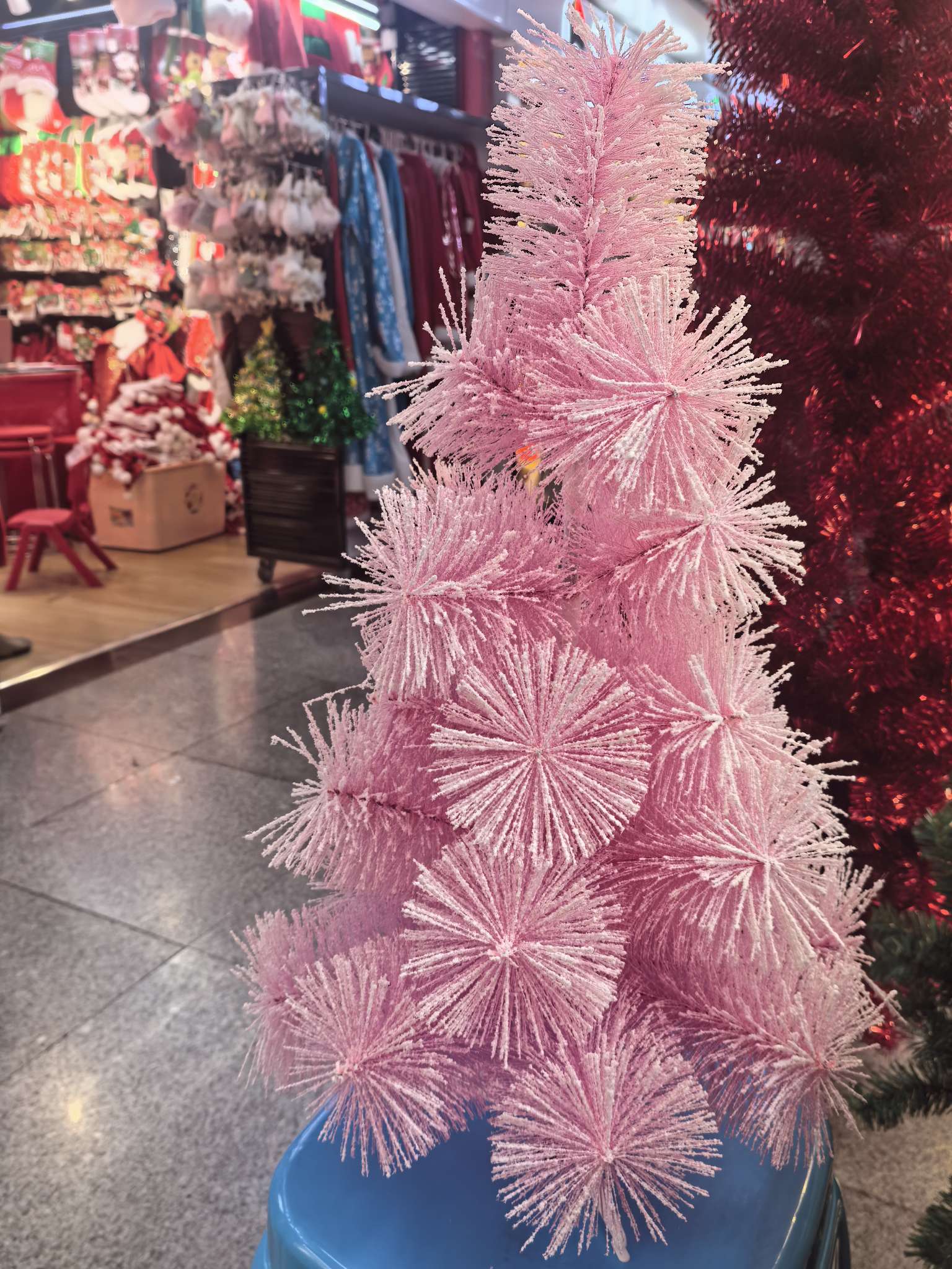 A 60CM pink velvet pine needle sapling details Picture