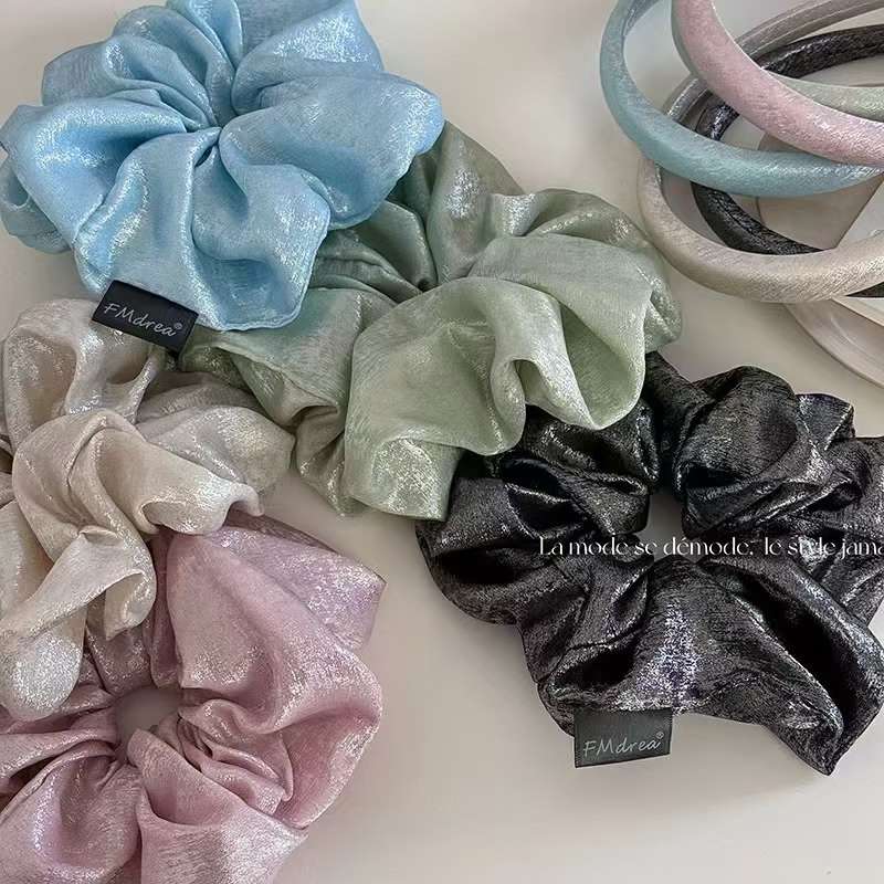 Korean-style trendy large intestine rings and hair tie headwear Application Scenario