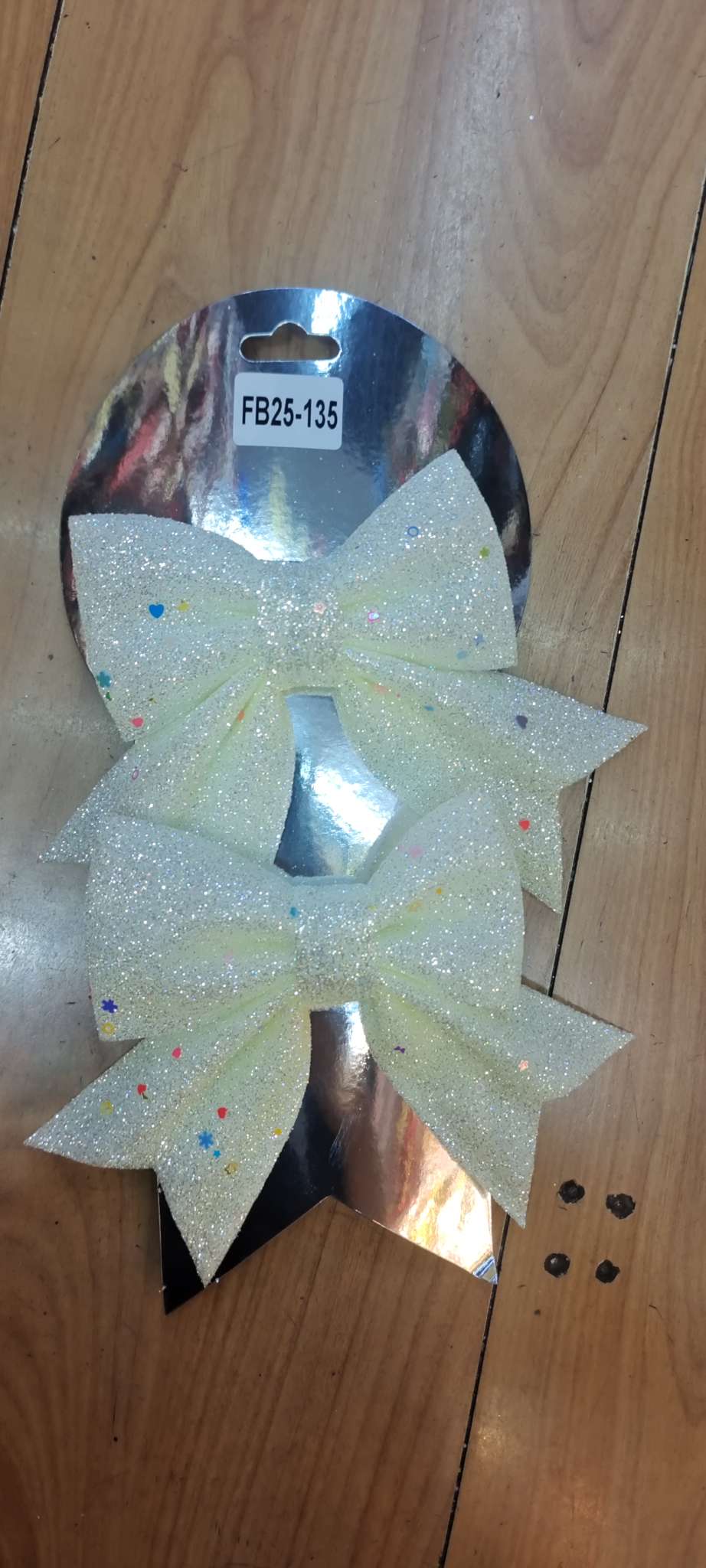 圣诞节气氛办公室装饰 文化圣诞用品套装 圣诞雪花彩带 圣诞袜装饰品 泡沫樱桃 圣诞静电贴 节日气氛布置详情图2