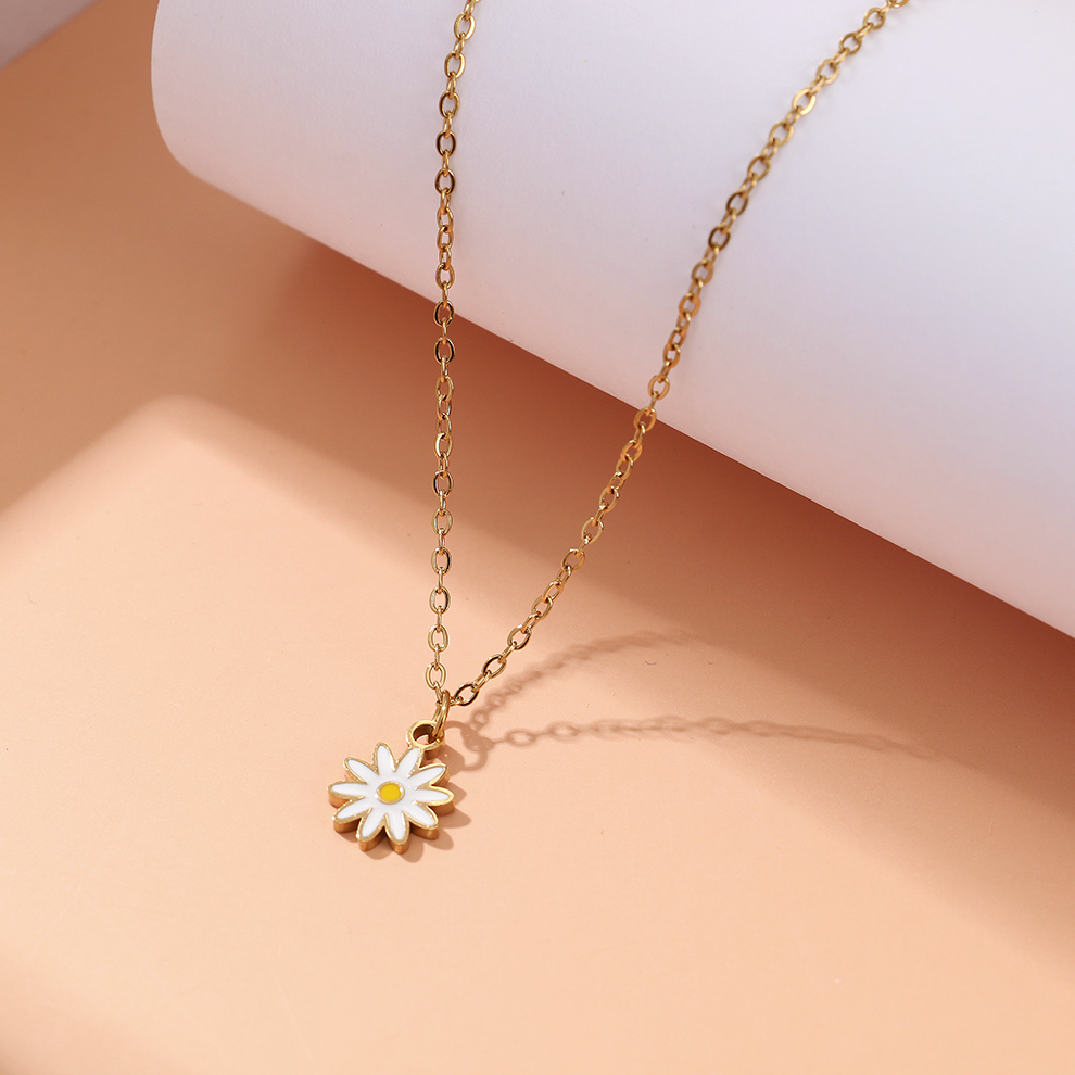 钛钢项链女款浪漫复古小雏菊花朵玫瑰花小众设计轻奢不褪色锁骨链细节图
