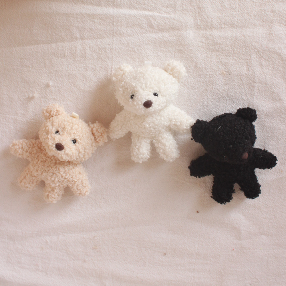 Cute bear cartoon scarves, hair accessories, plush toys, gentleman rabbit dolls, bags, mobile phone decorations, accessories and pendants Application Scenario