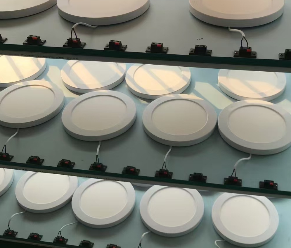 Led Corridor Light Ceiling Light Ceiling Lamp Downlight 2025 New Light And Shade Universal Panel Light Flat Light 6W9w12w18w24w Application Scenario