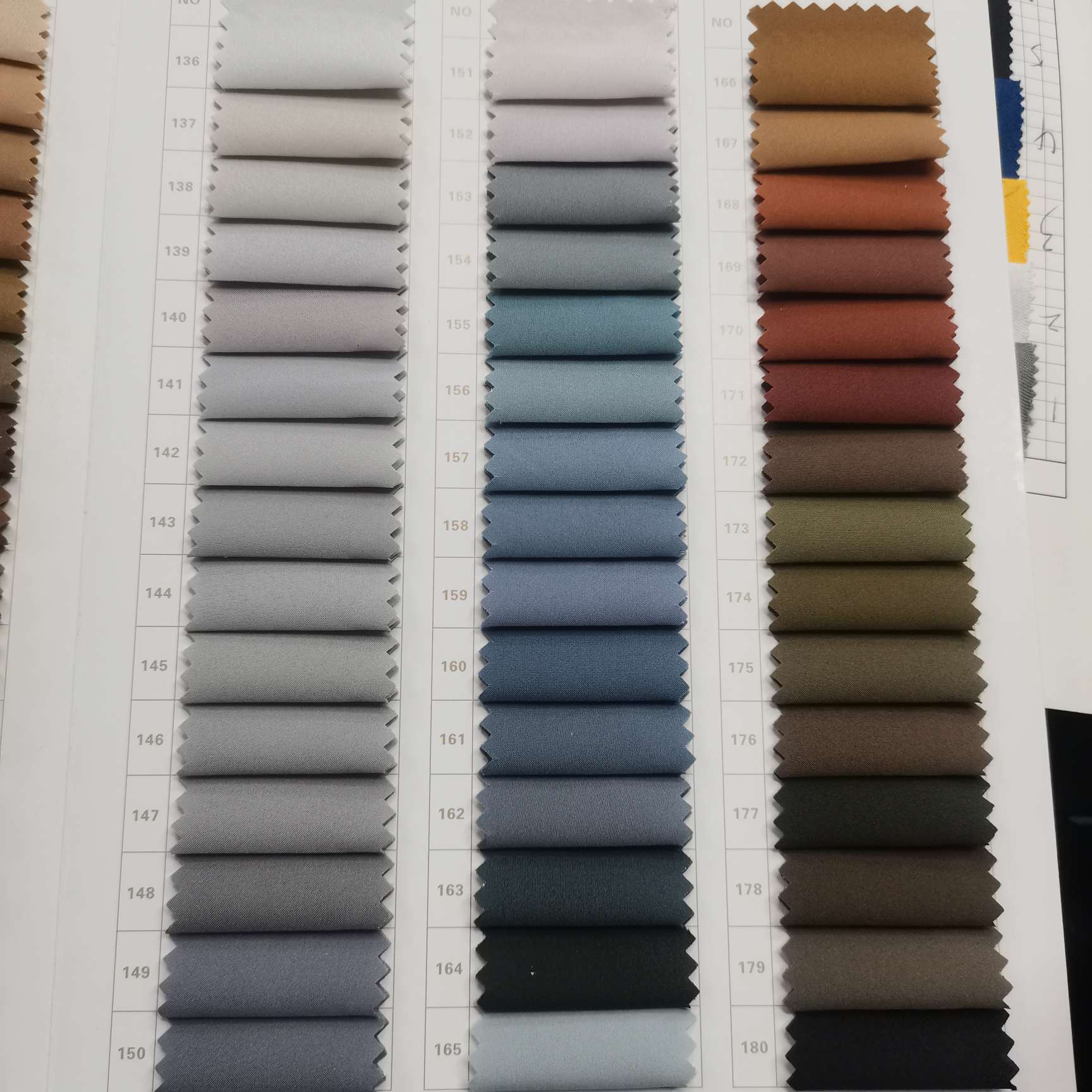 50d high-elasticity clothing lining polyester fabric detail image 4