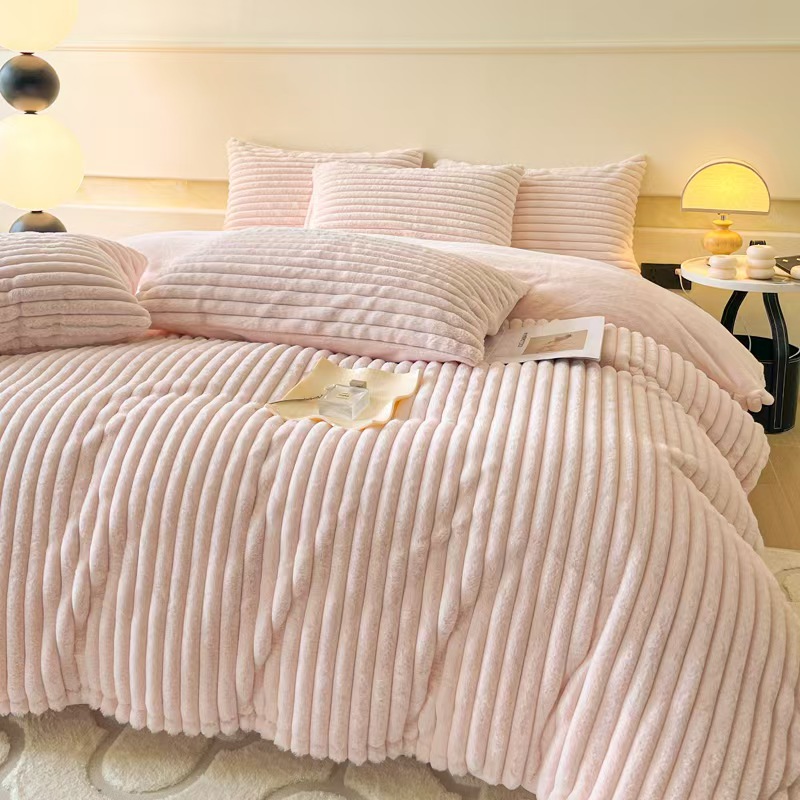Junbao Printing and Dyeing wide drawstrip blankets are available for wholesale in large quantities for foreign trade export Application Scenario