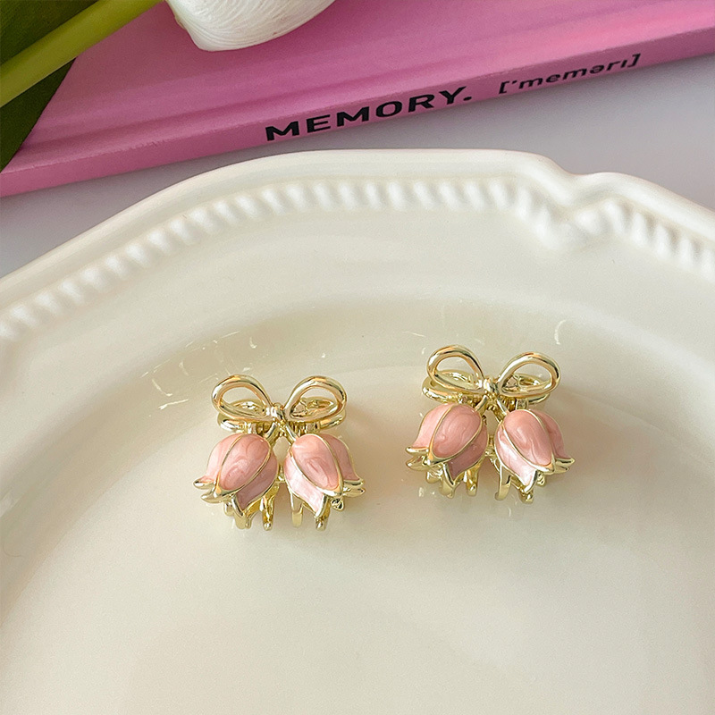 High-end pink tulip mini princess hairstyle bangs small clipper hair accessory, small female Internet celebrity 2025 new style clipper details Picture