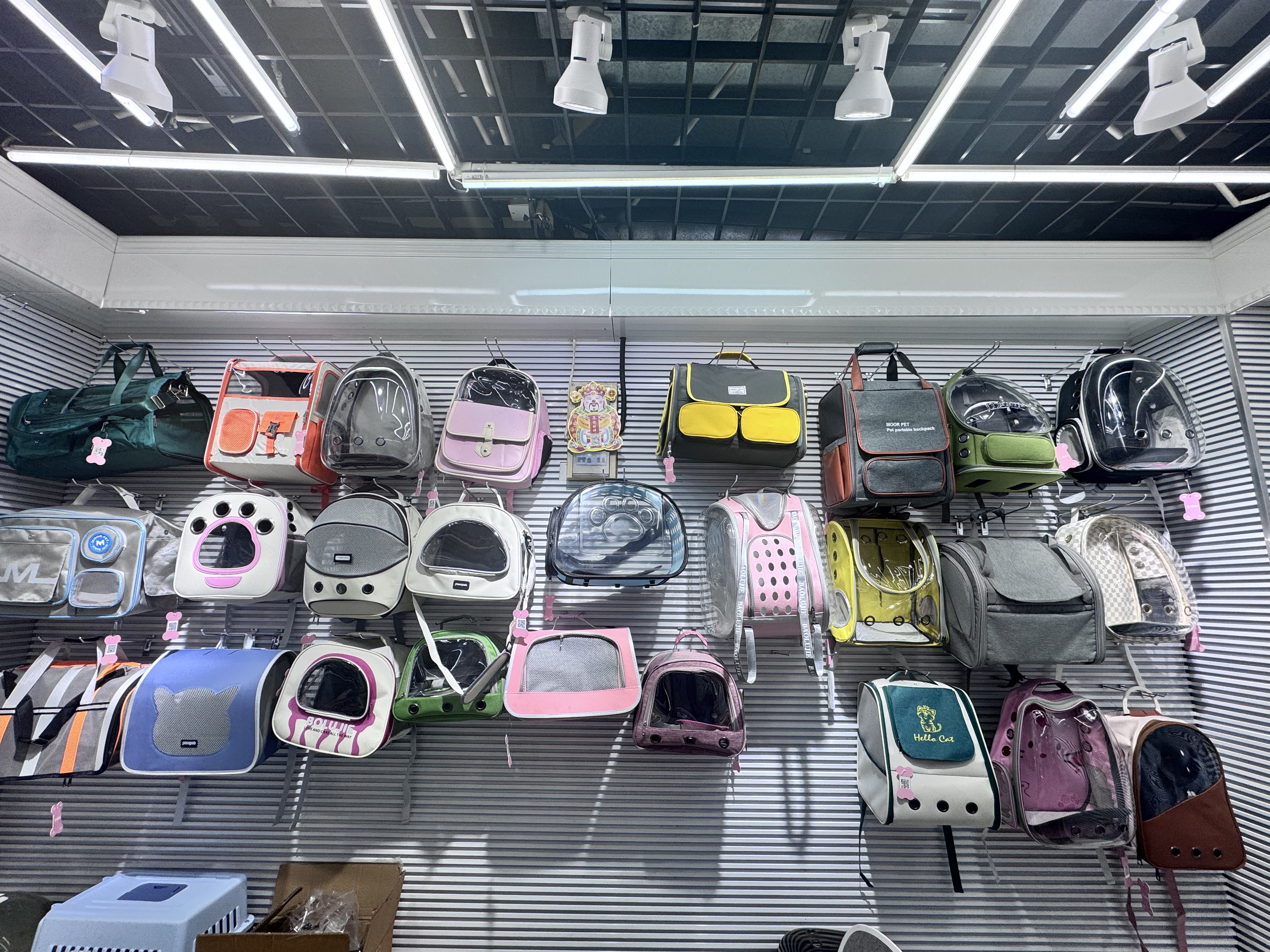 SUBAI (Yu Xiaoyu) Pet Products Co., LTD describe pic - 1