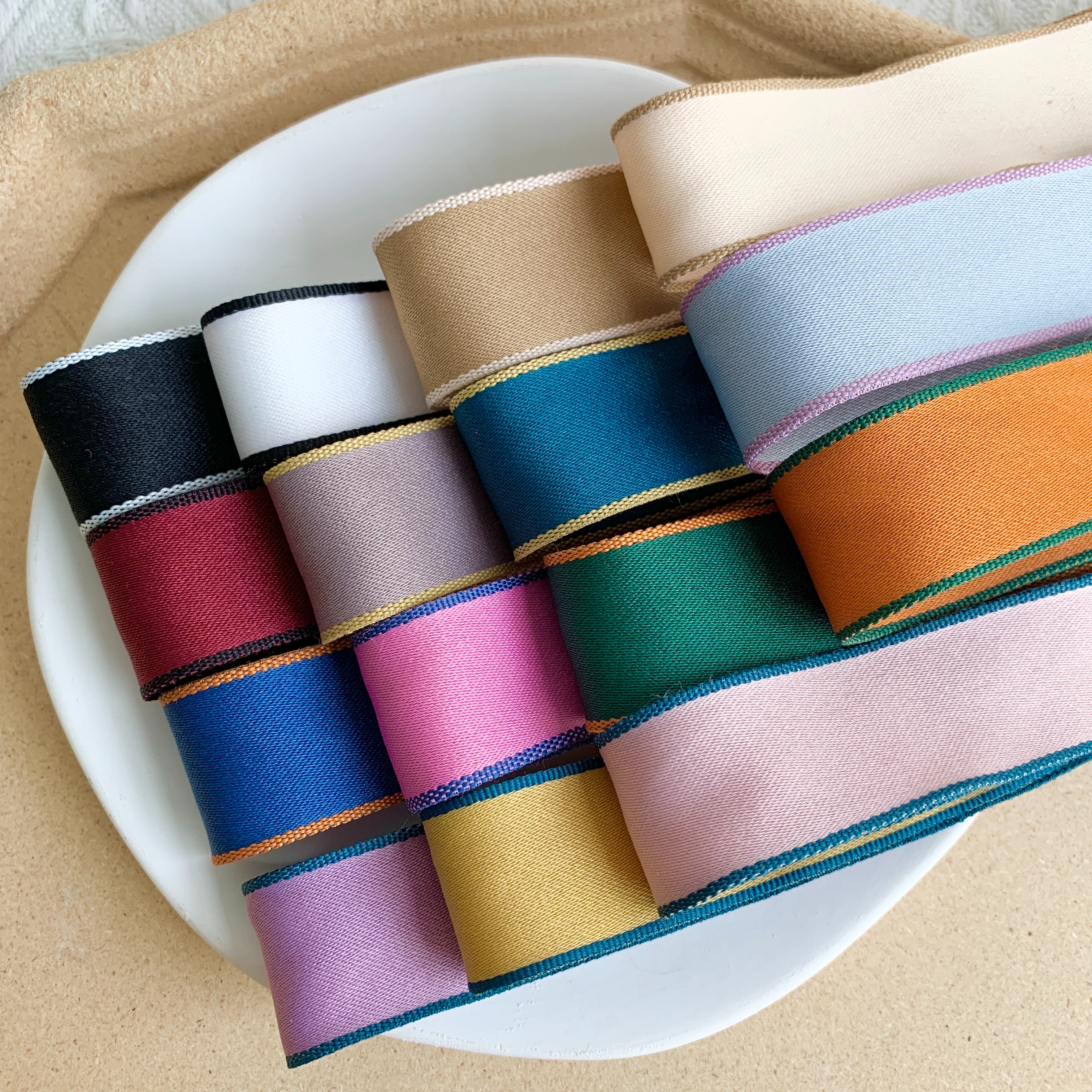 Take A Look At The Classic Woven Ribbon With Colorful Edges And Satin Patterns, Diy Handmade Accessories, Woven Ribbon Shoelaces