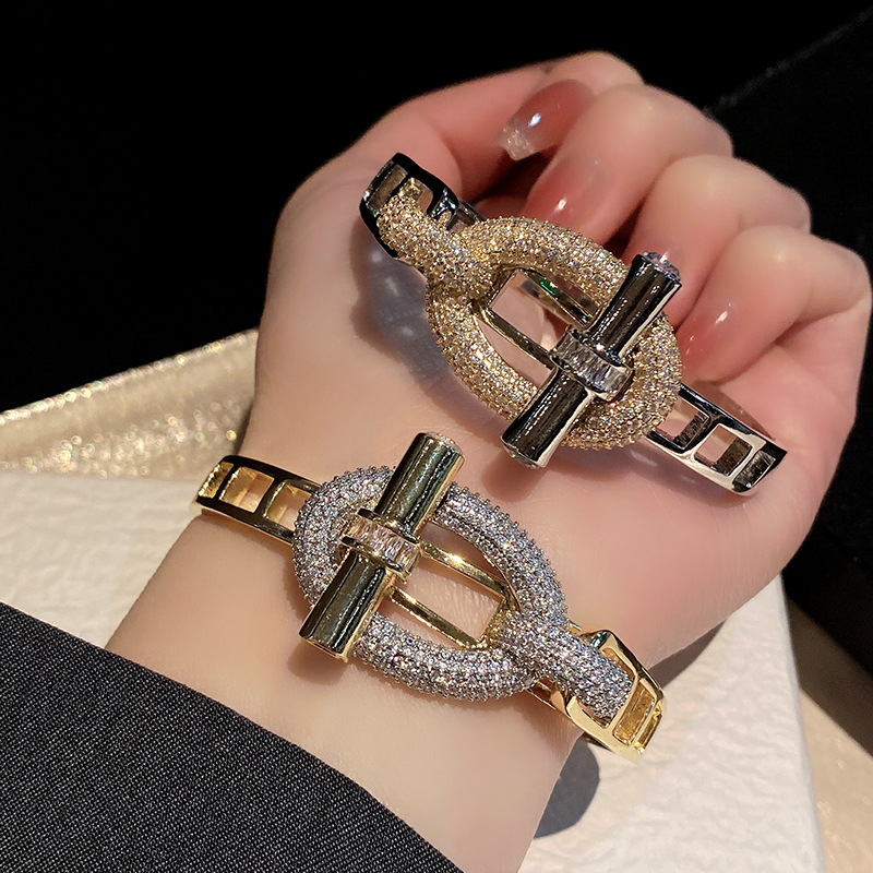 Cross-border new horizontal bar ot series ring and bracelet set, pig nose light luxury copper inlaid zircon bracelet ring for women details Picture
