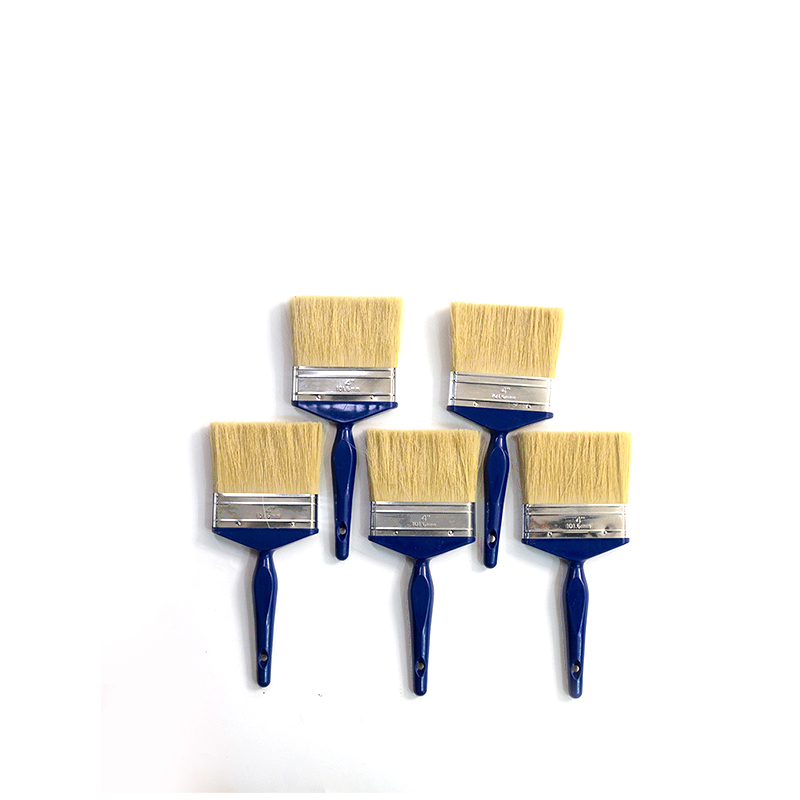 塑料手柄质量优质款油漆刷家用款，粉刷墙面家具都可以家装五金外贸热卖款出口中东国家，南美国家，非洲国家常买款家装五金