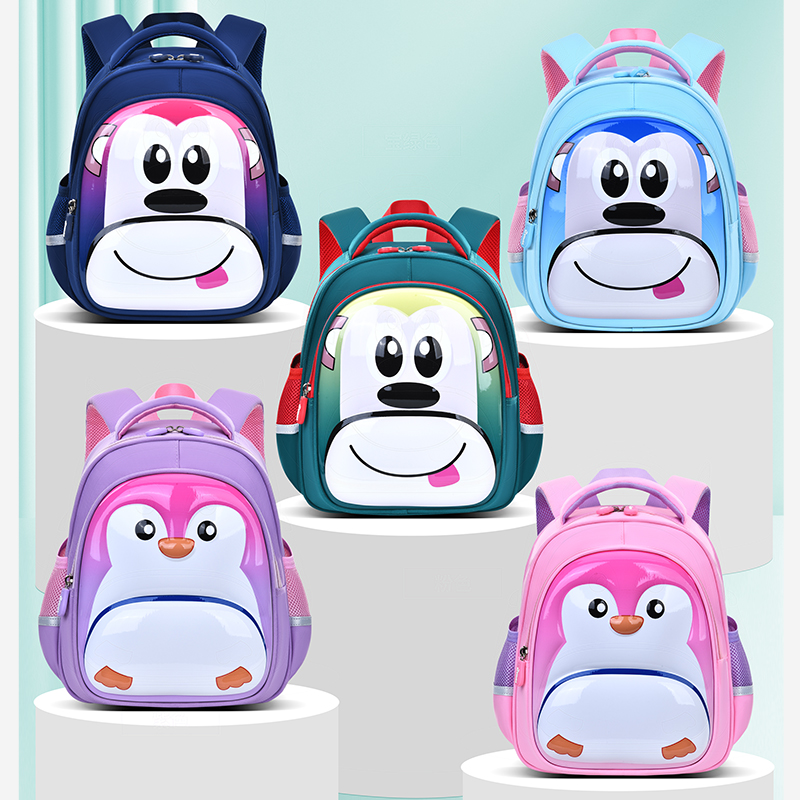 大尾猫萌趣卡通时尚潮流萌趣双肩包，大容量分层轻便防水防勾丝耐磨书包，户外旅行幼儿园多用双肩包