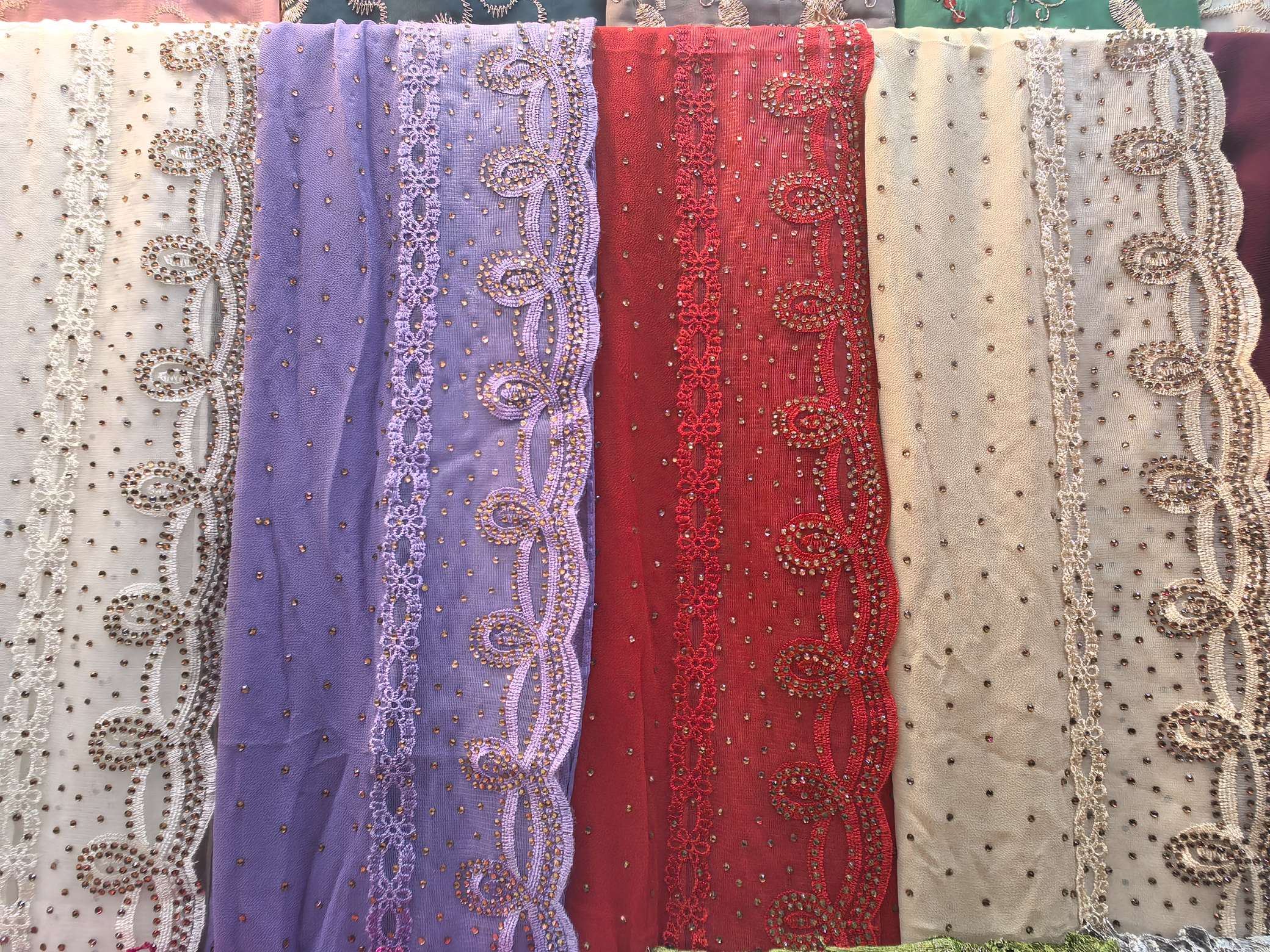 Headscarf detail image 3
