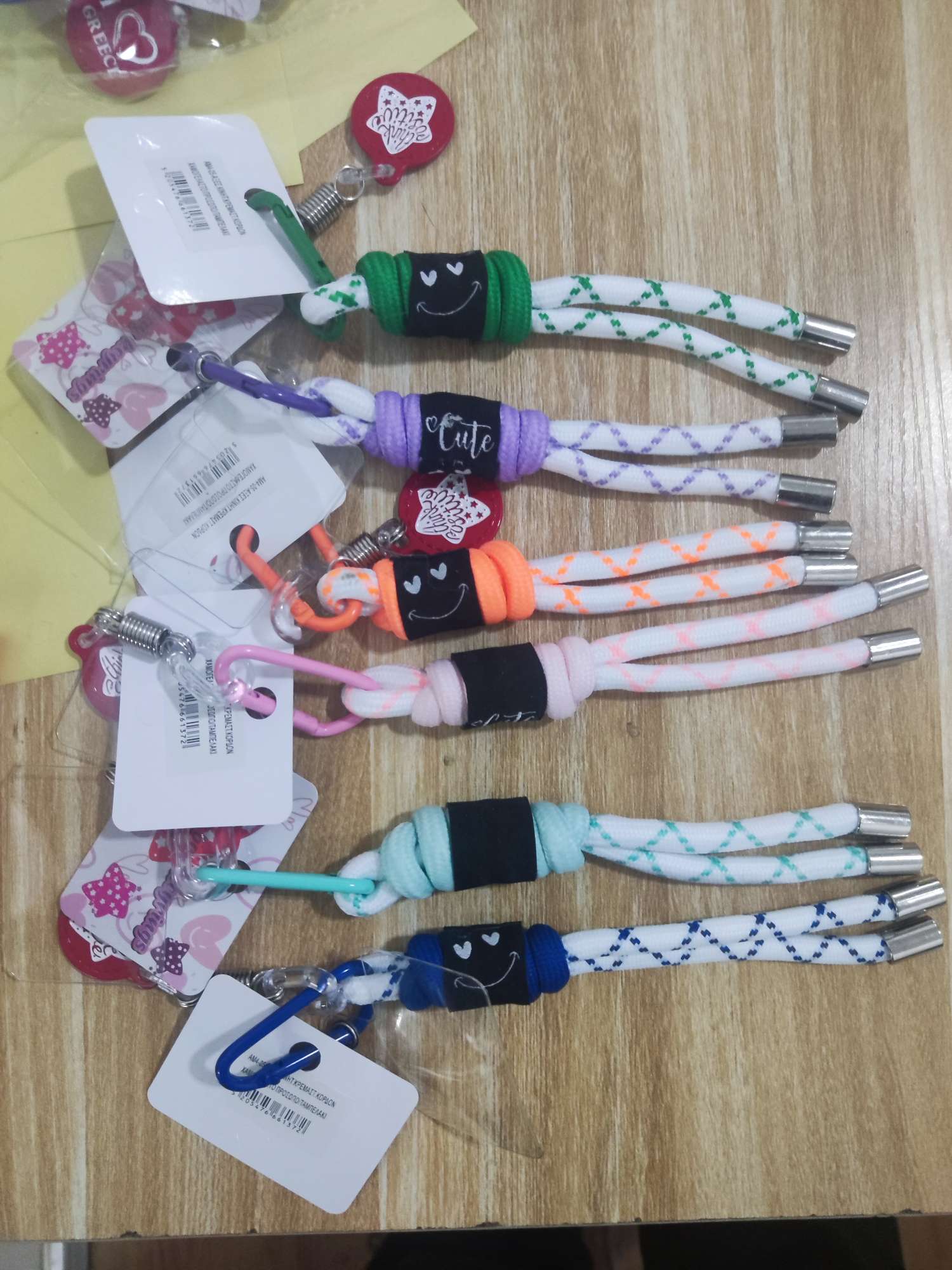 精美小巧饰品挂饰 手机链挂件 1创意手机装饰品 高档车载香水瓶挂饰 手机链饰品礼品细节图