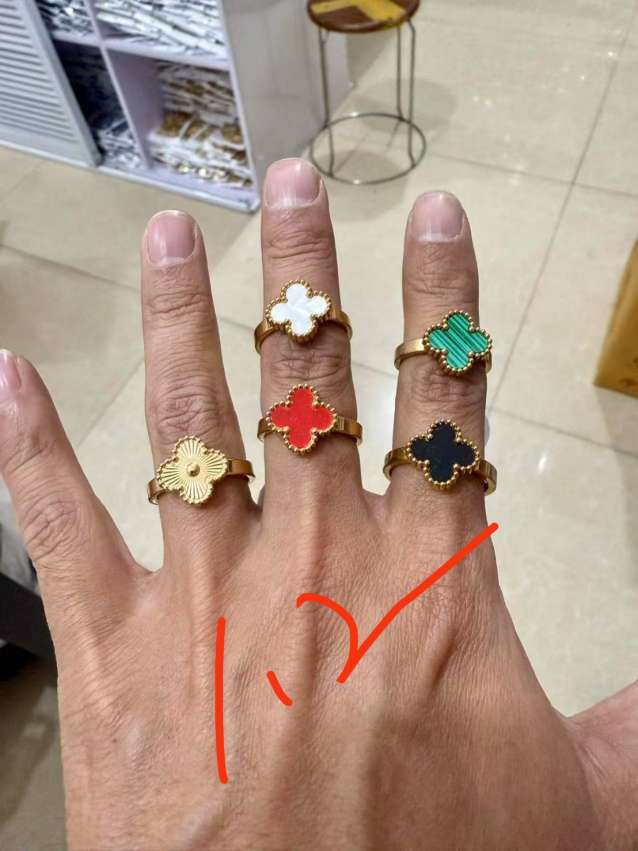 四叶草戒指
