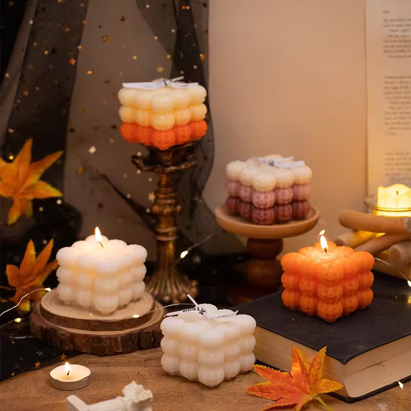 Creative, funny and terrifying Halloween atmosphere decorative display, pumpkin skull geometric Rubik's Cube gradient color scented candle details Picture