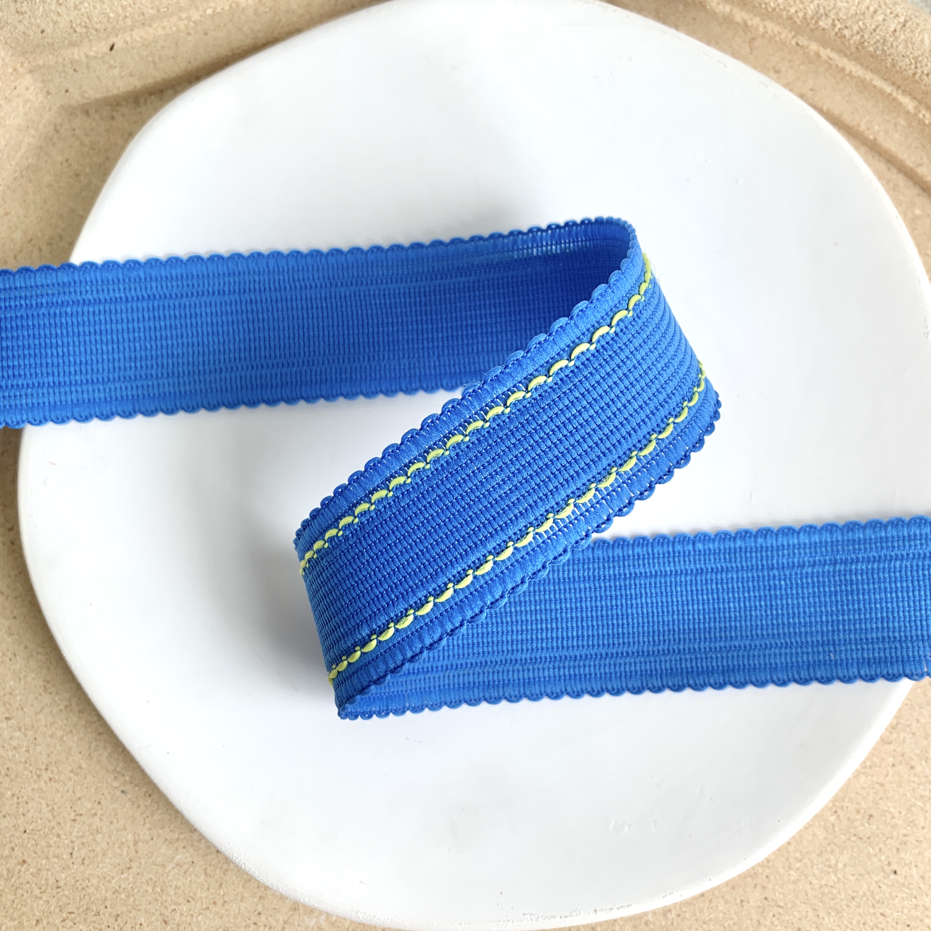 خانة، طبقتين من ازياء مزخرفة، Item Picture