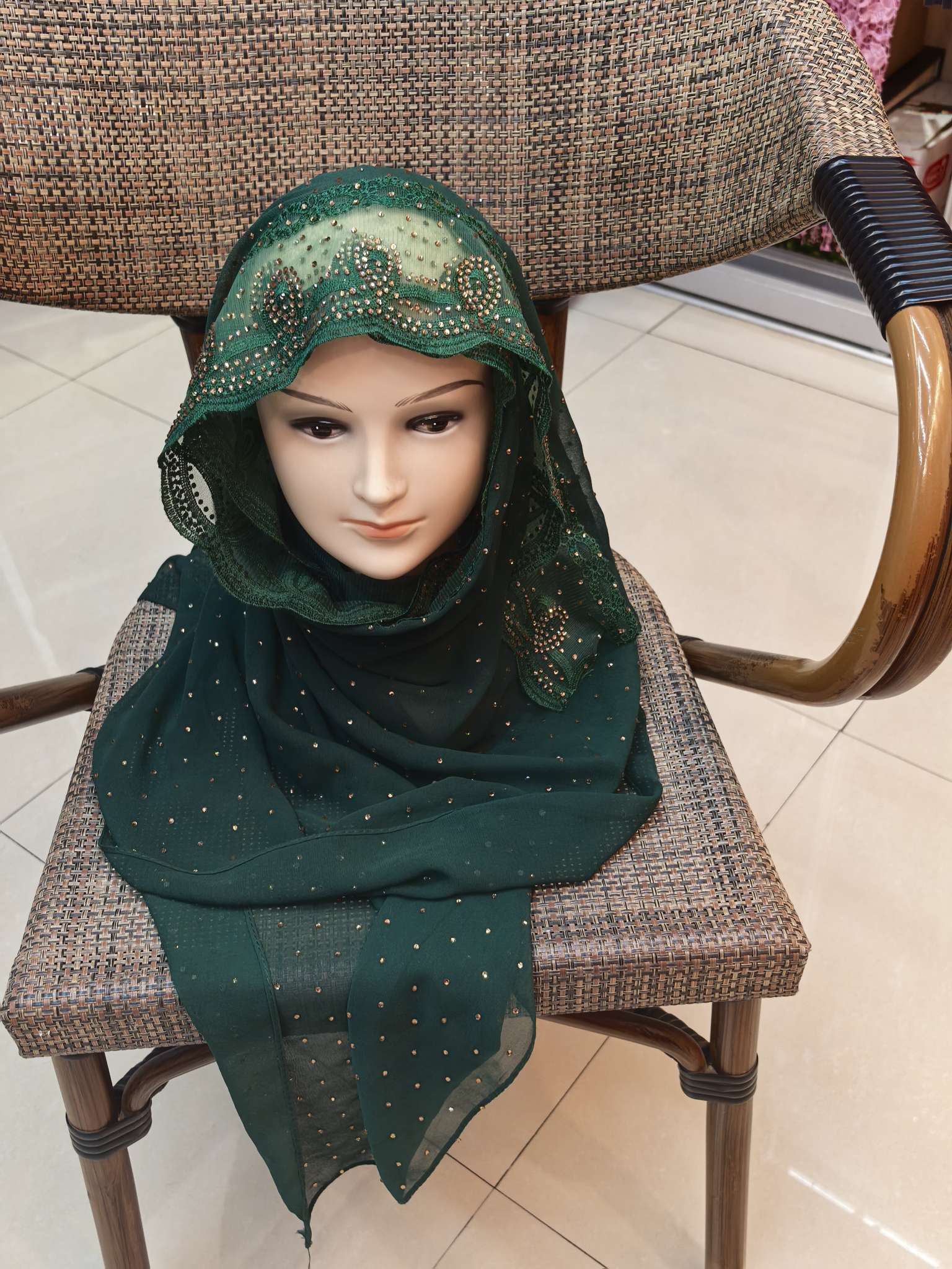 Headscarf detail image 2