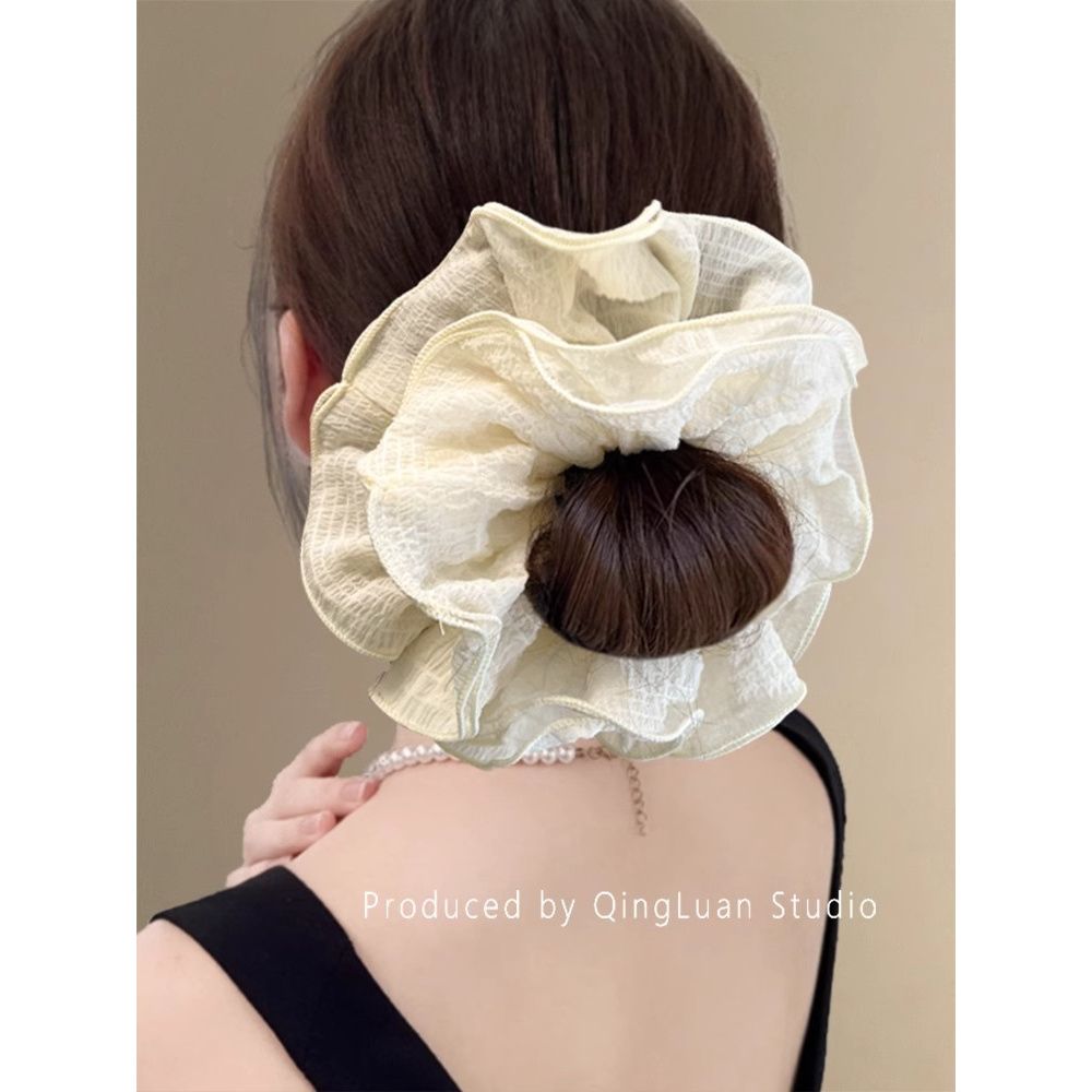 Tianyi Accessories' golden leaf hair comb, glowing headwear, elegant headband, unique hair accessory, headwear, fine light luxury headwear, trendy style Item Picture