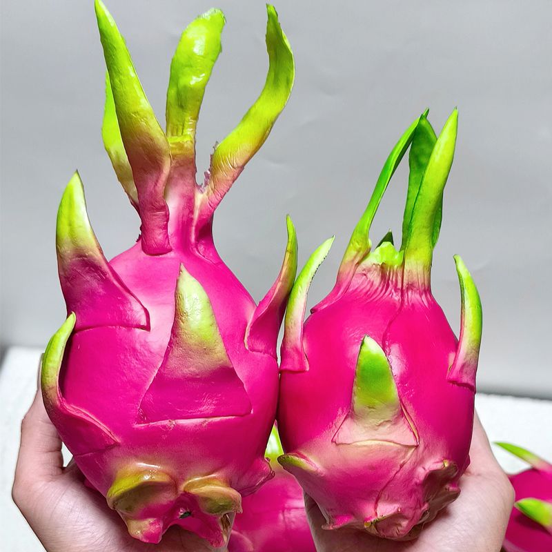 Fake dragon fruit supermarket food play handicraft gifts, exquisite simulation fruit and vegetable food handicrafts, fruit simulation dragon fruit, stress-relieving, can be squeezed and dropped without breaking, unique creative collectibles detail image 2