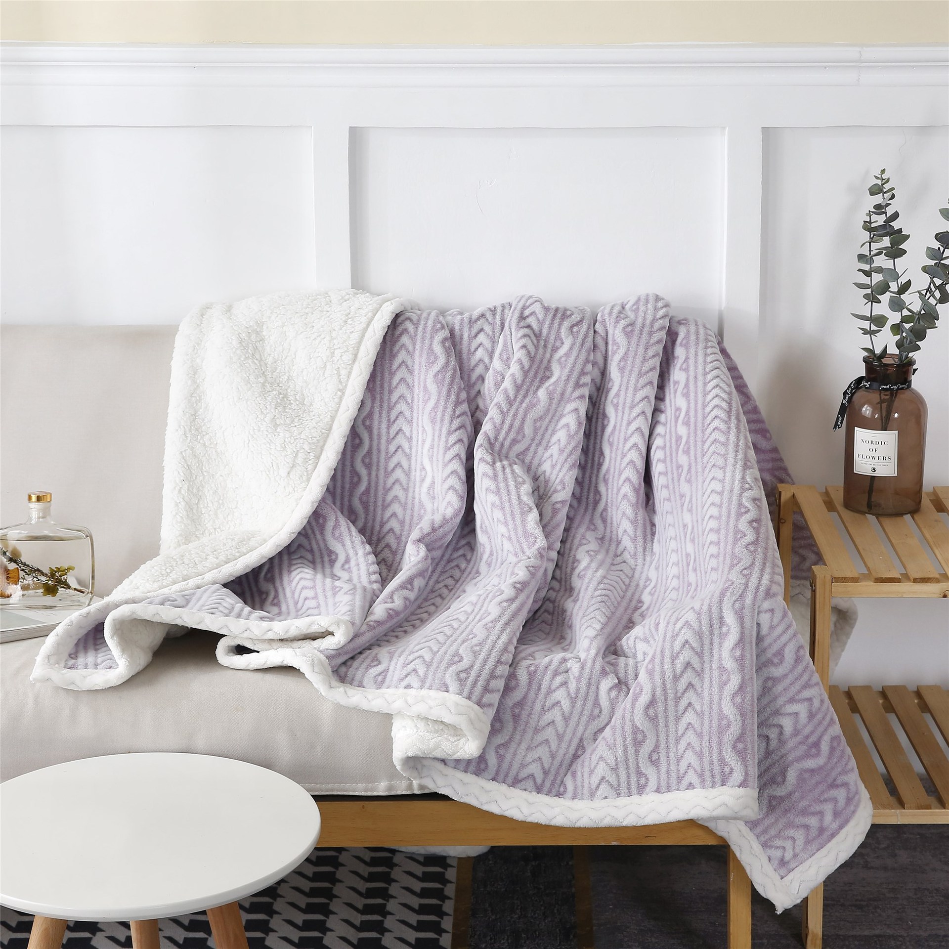 Junbao Printing and Dyeing 3D snowflake fleece blankets are available for wholesale in large quantities for export pic 9