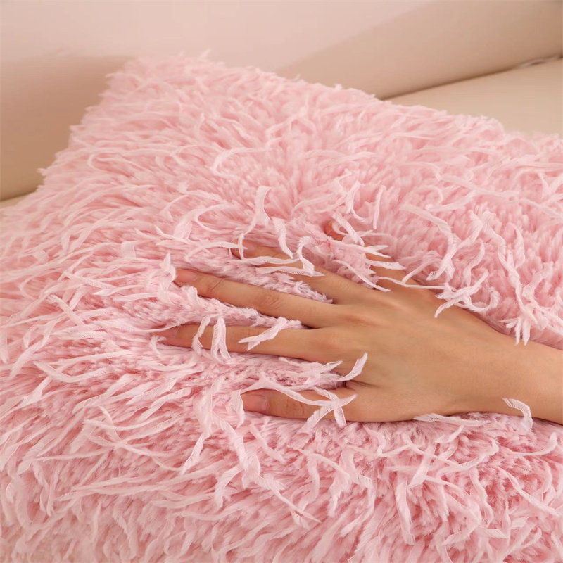 Factory direct sales of Toka feather pillowcases, patterned pillows, custom-made home pillows, cross-border pillowcases Item Picture