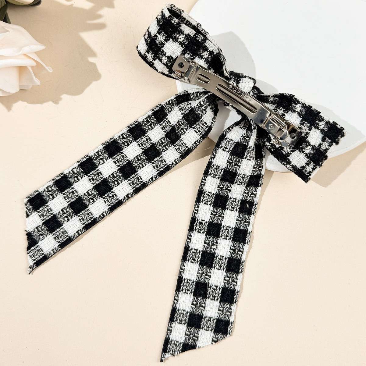 Chanel style thousand-bird checkered bow ribbon hair clip for women, fashionable, elegant, versatile and high-end. Exclusive cross-border Amazon sale detail image 7