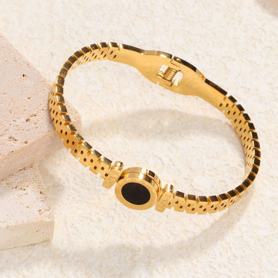 Titanium steel bracelets are popular bracelets detail image 2