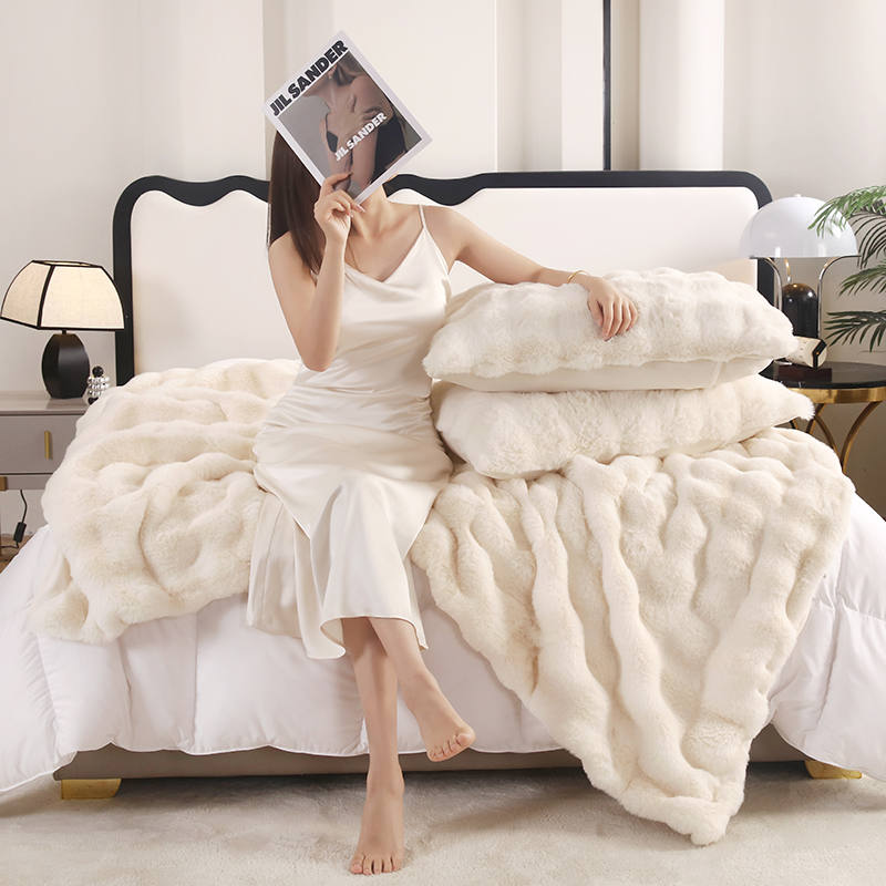 Junbao Dyeing and Printing Corona Rabbit Fleece Bubble Fabric is available in large quantities for export wholesale
