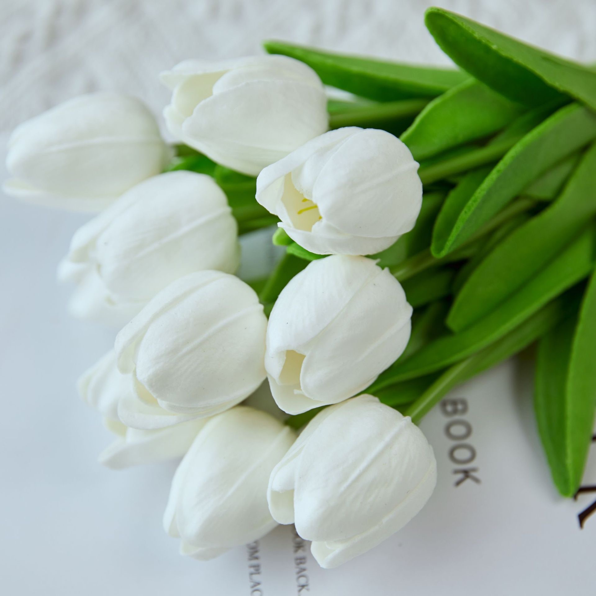 高端pu郁金香假花 跨境专供家居酒店婚礼摄影道具手感仿真花详情图3