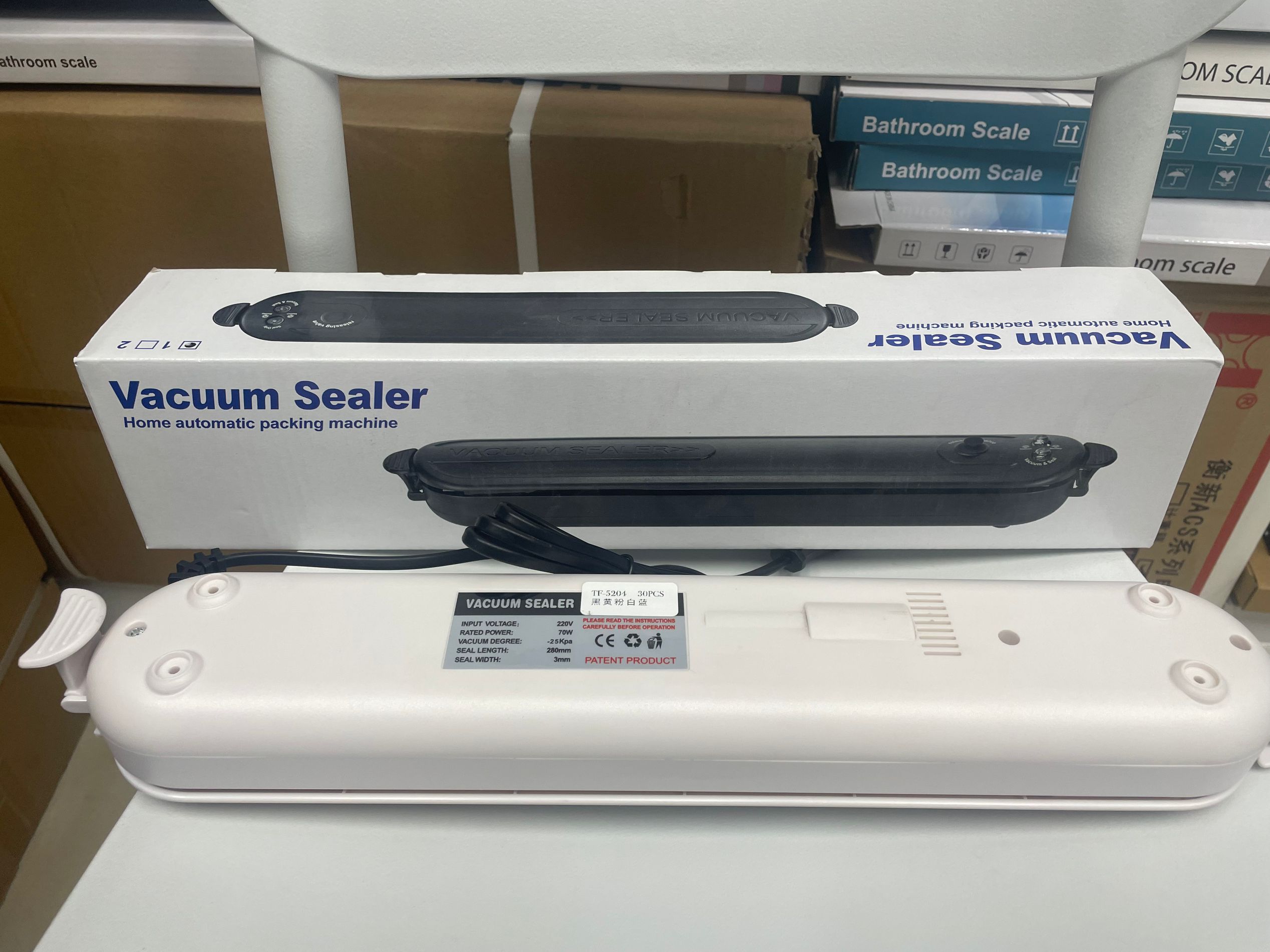 Vacuum sealing machine, household fully automatic plastic sealing machine, food packaging machine, snack sealing, small tools, small preservation machine for preservation Item Picture