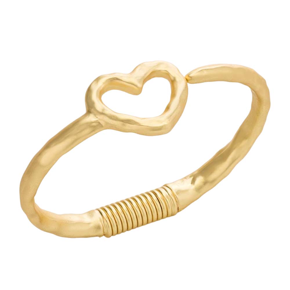 New cross-border French Baroque alloy round heart bracelet, versatile, color-preserving and non-fading open gold-plated bracelet Item Picture