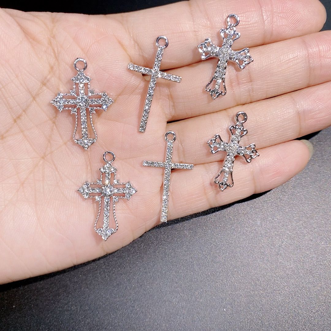 Fashionable and trendy jewelry accessories with unique designs and other jewelry accessories beautifully embellish your life