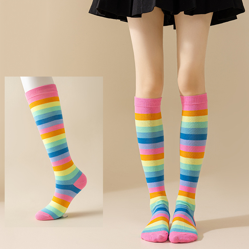 Rainbow mid-calf cotton socks detail image 4