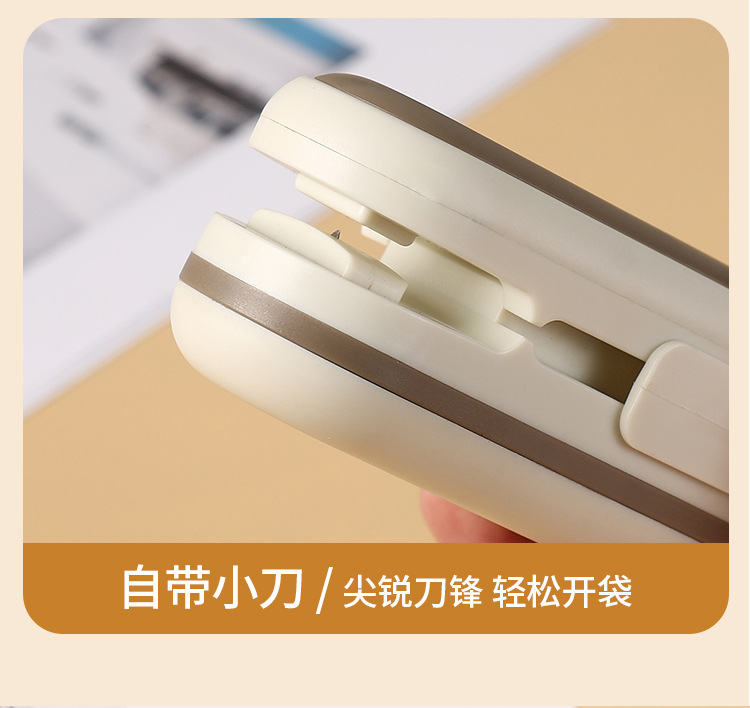 Y91-00203 Snack sealing machine Small mini plastic sealing machine packaging household plastic bag food preservation Application Scenario