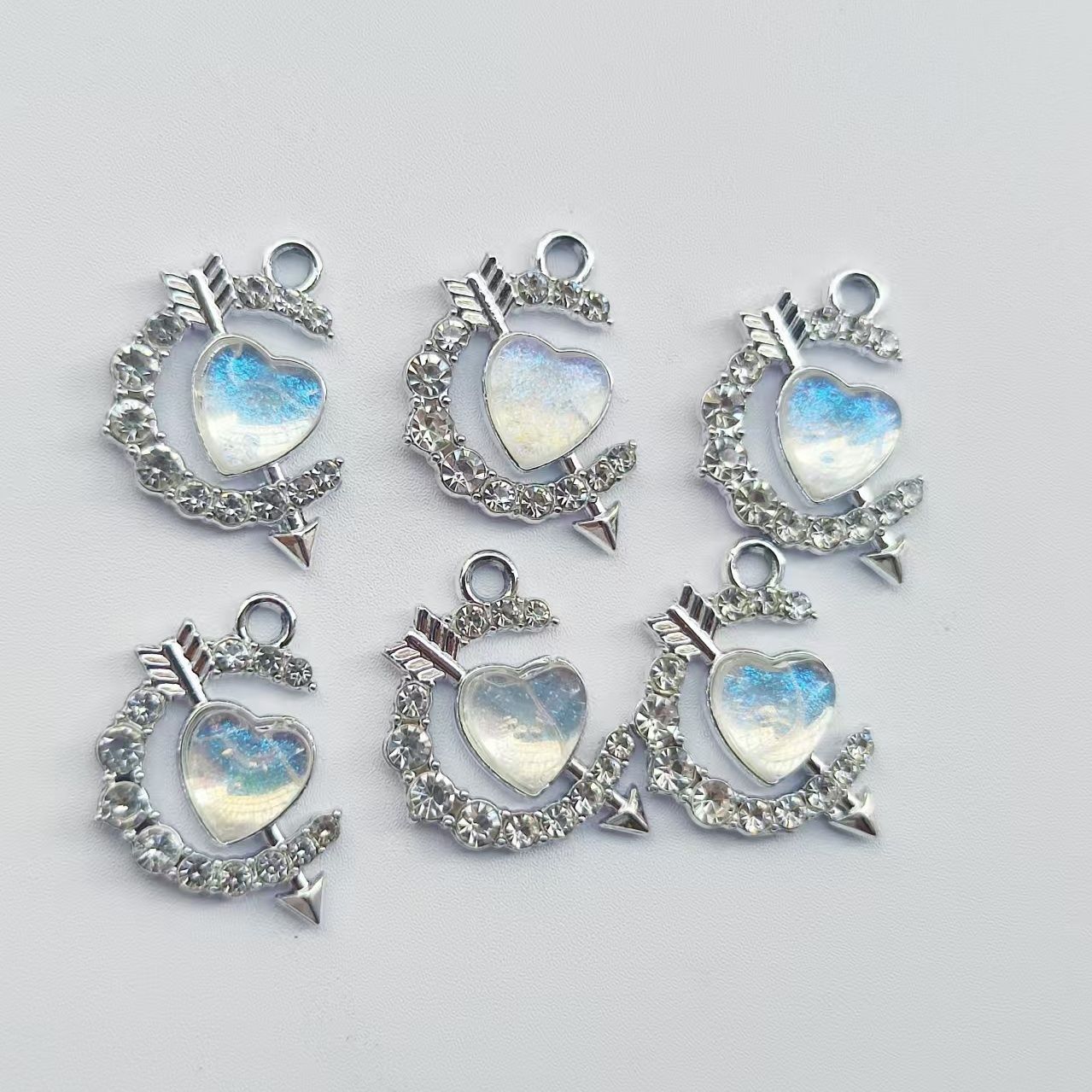 Fashionable and trendy accessories with unique cat-eye designs are essential small items to enhance personal charm