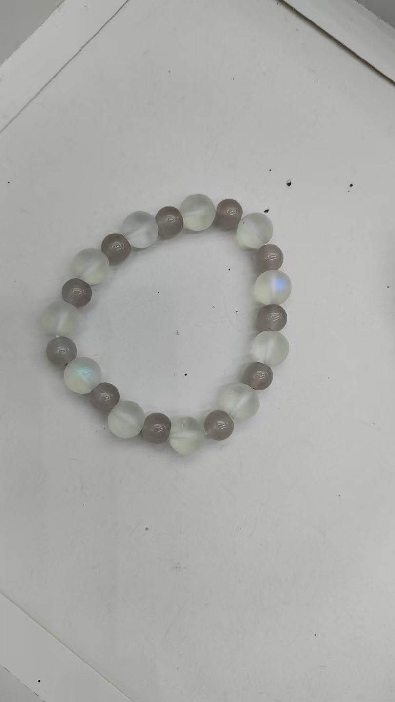 水晶手链璀璨光泽 饰品手饰精致手链 水晶手串独特设计 时尚潮流配饰