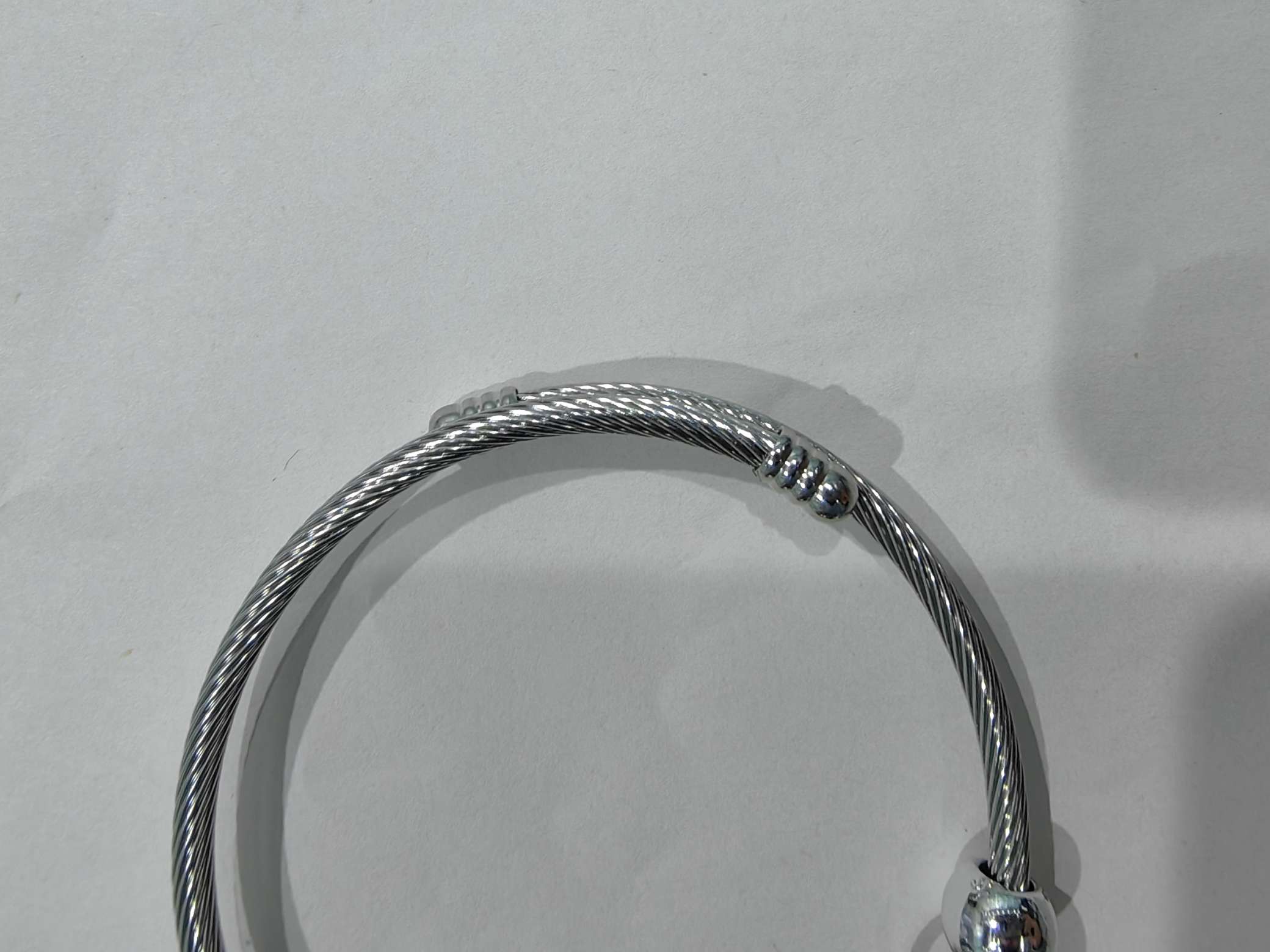 不锈钢手链环保合金盒装手镯钢色不褪色超强保色开口挂饰挂件详情图3