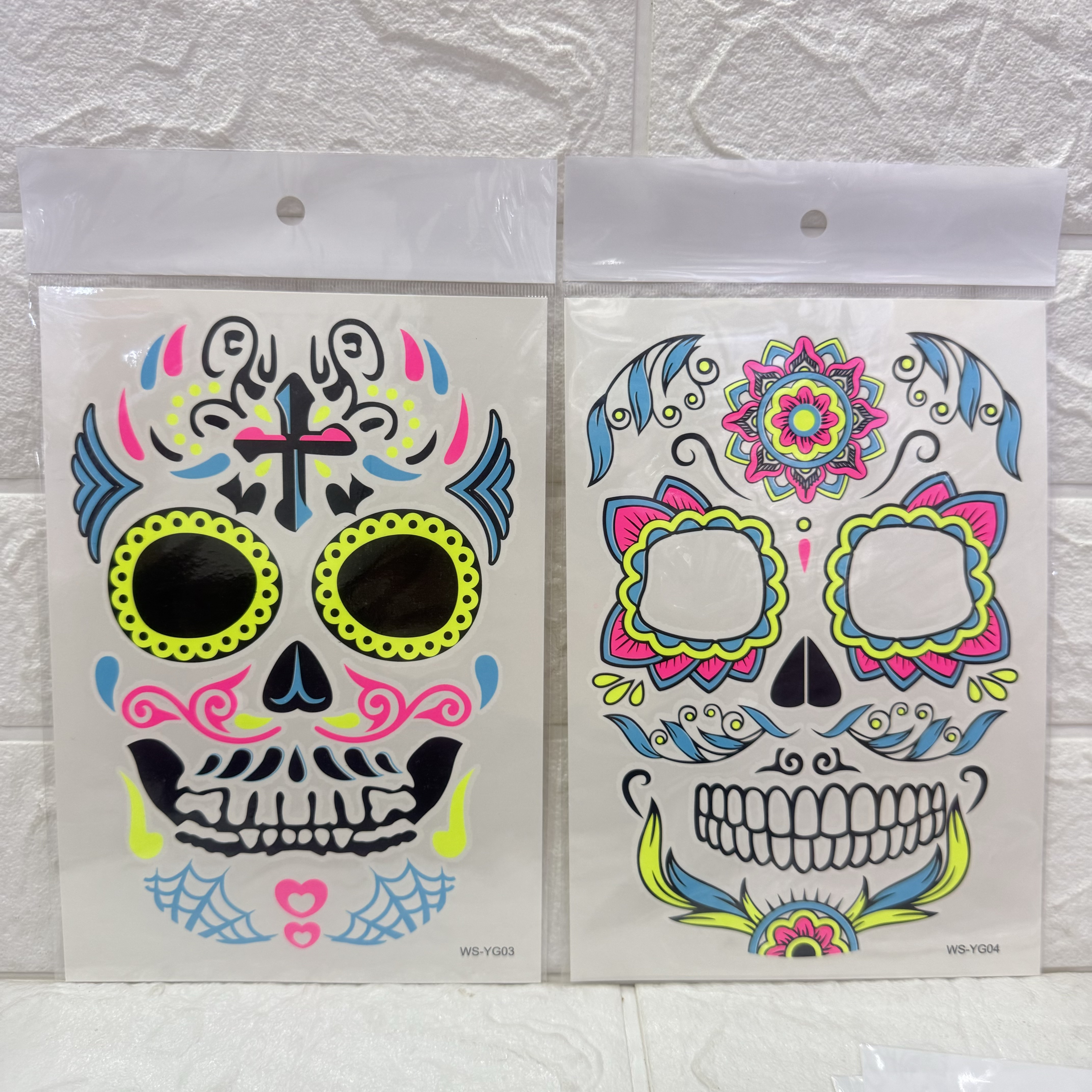 Halloween Fluorescent Halloween Death Tattoo stickers Face stickers, ghostly party face stickers, waterproof tattoo stickers Application Scenario