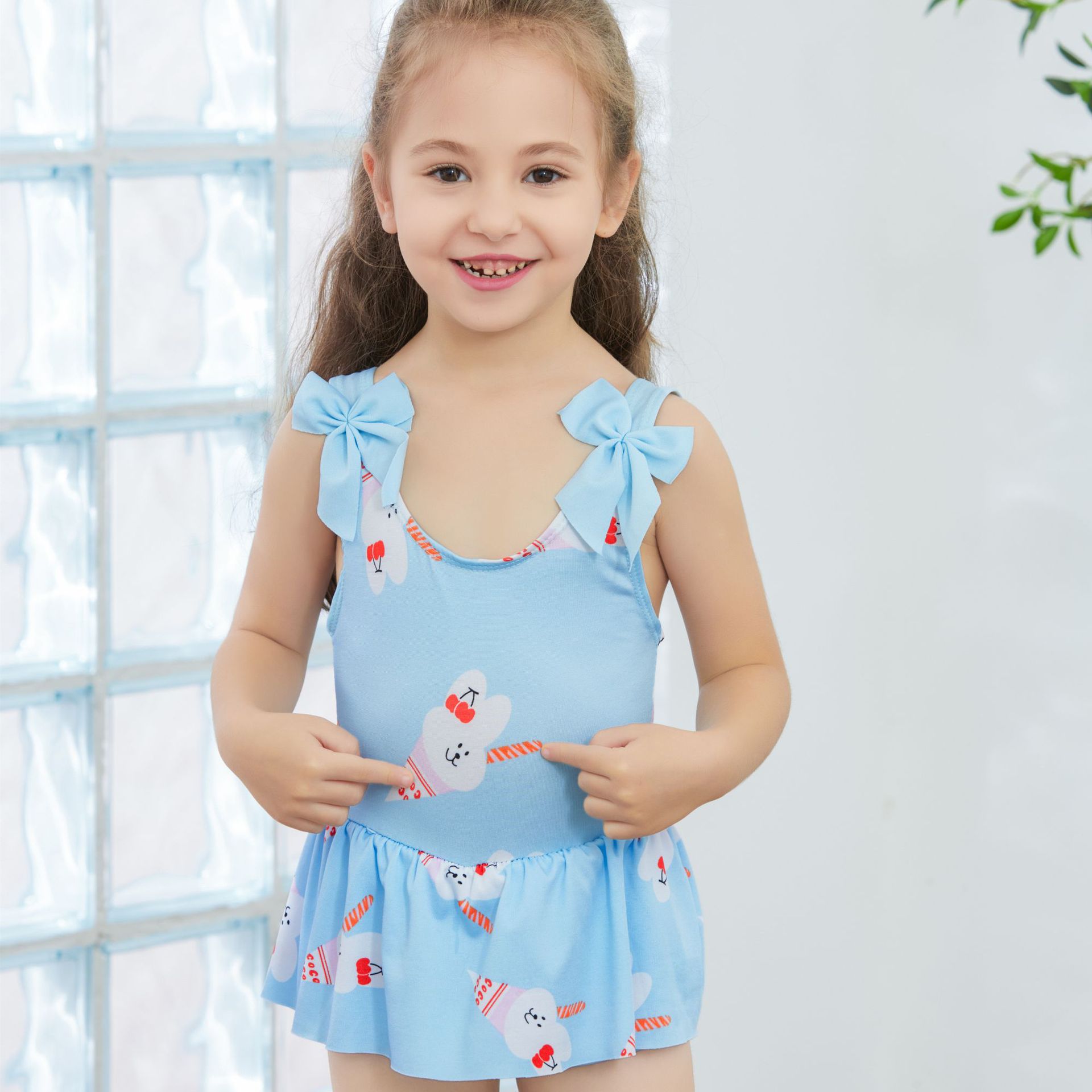 New one-piece sun protection swimsuits for girls, princesses and babies, new children's skirts, quick-drying swimsuits